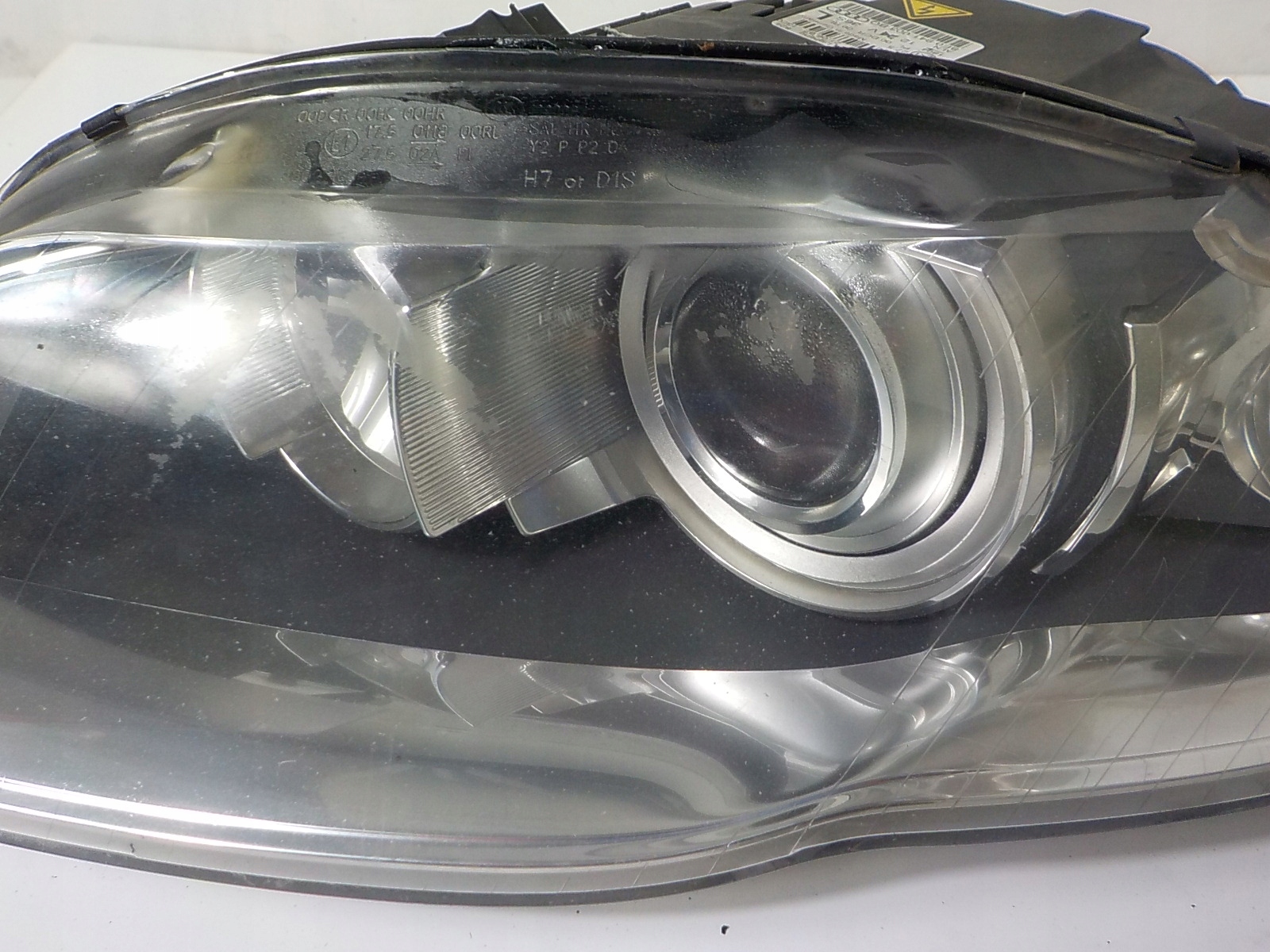 AUDI A4 B7 XENON light left front front UK 8E0941003
