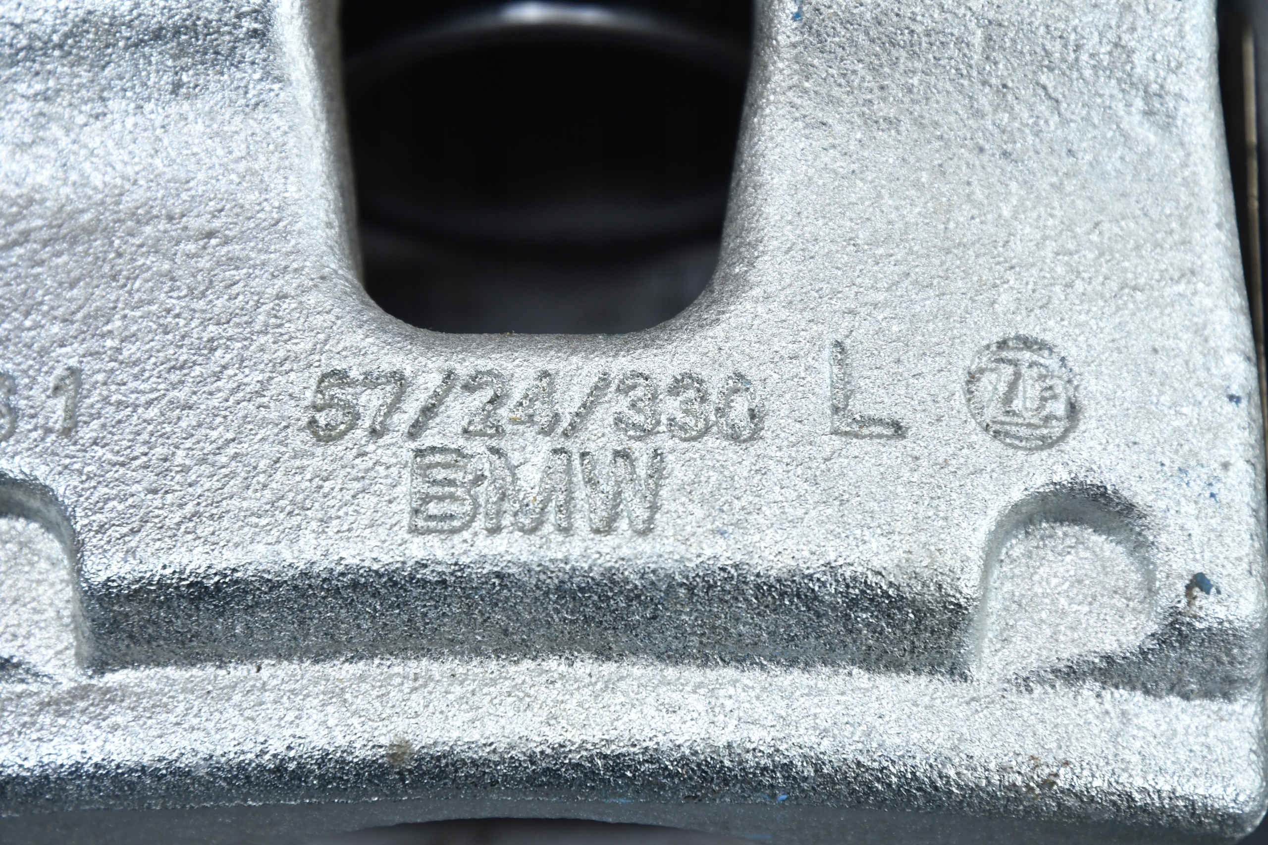 caliper pressure plate brake left front front MINI COOPER J05 11km