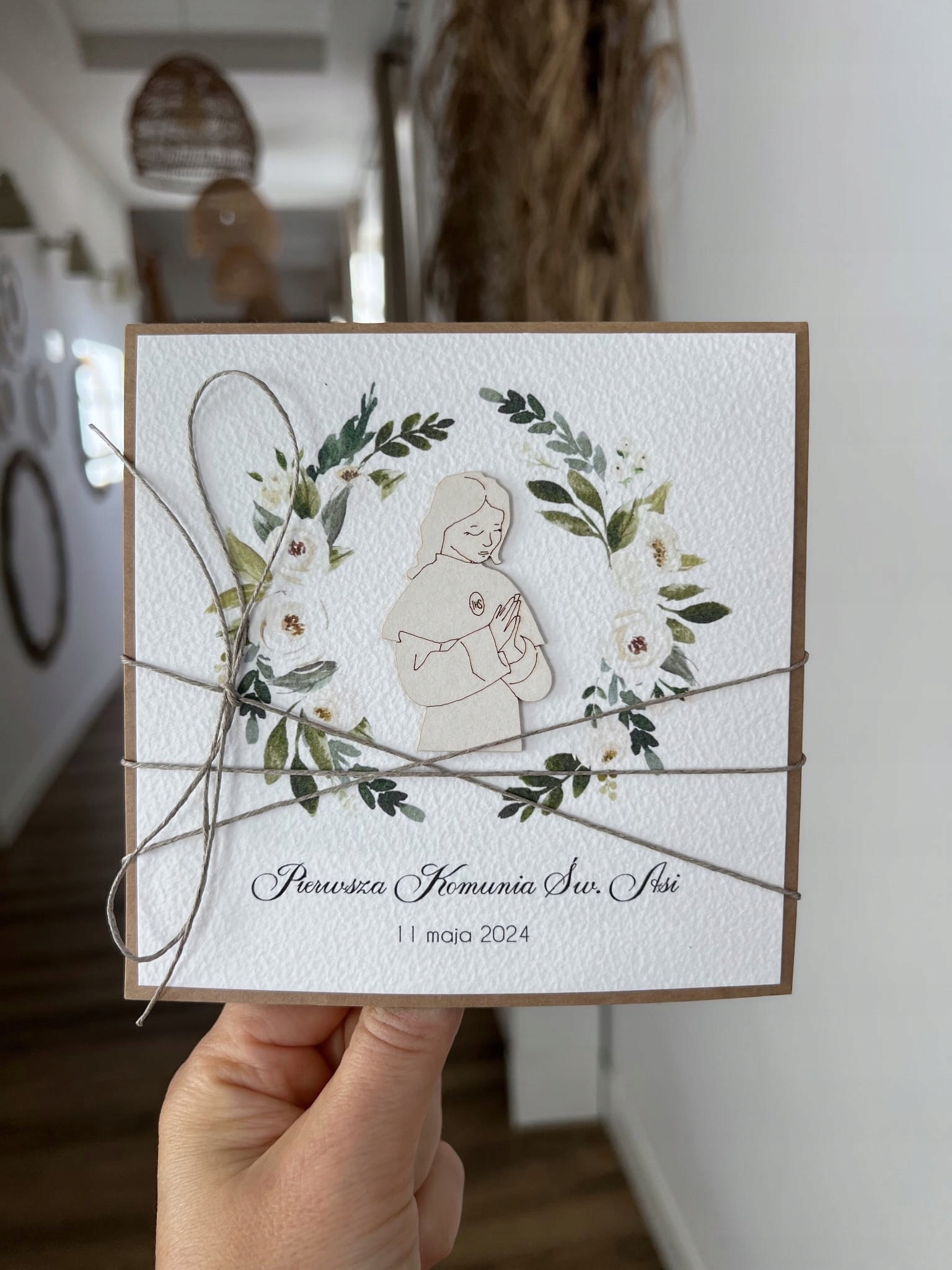 Originální ručně vyrobená kartička na přijímání s personalizací