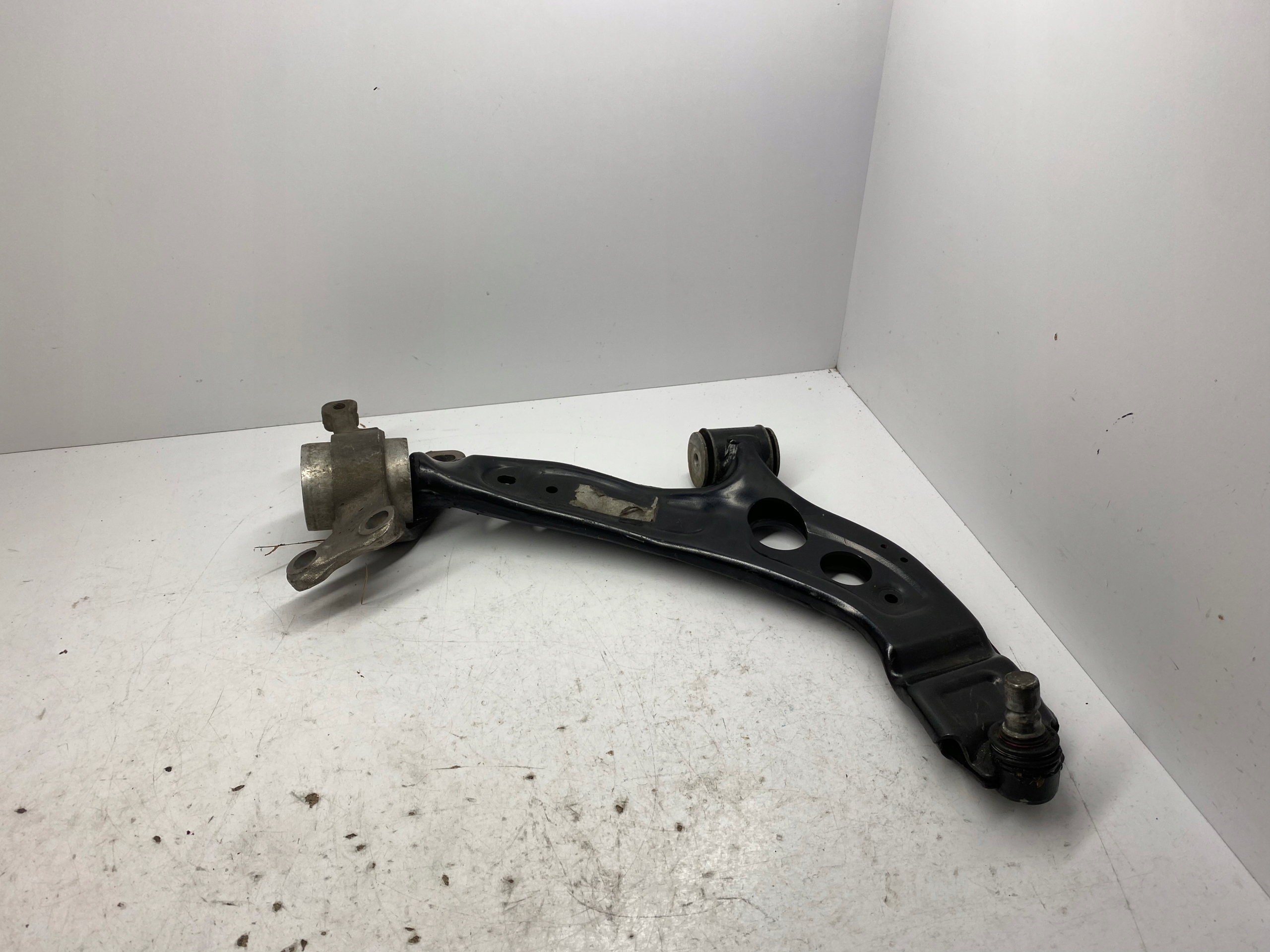BMW 2 F45 Querlenker vorne