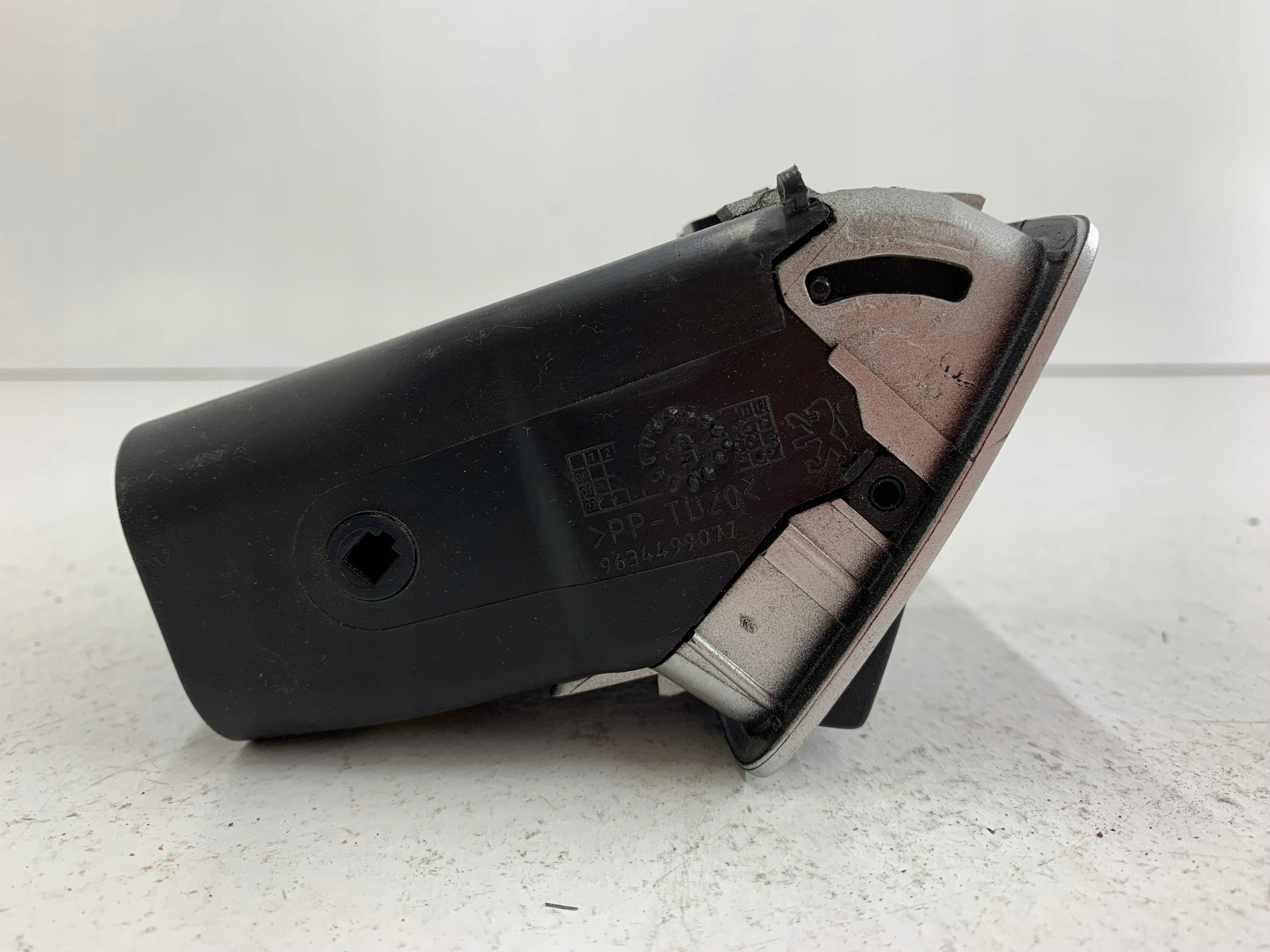 PEUGEOT 307 grid air conditioning devices left 9634499077