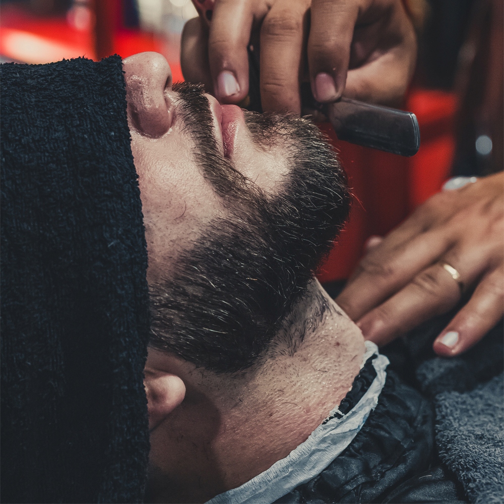 Brzytwa do golenia na żyletki Angry Beards Garrigue Shavette z etui Materiał ostrza stal nierdzewna