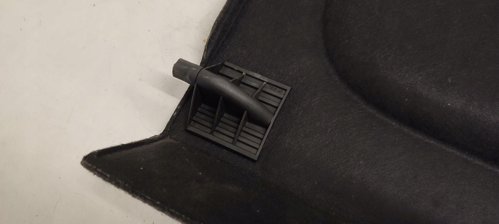 plato rear boot VW Tiguan and