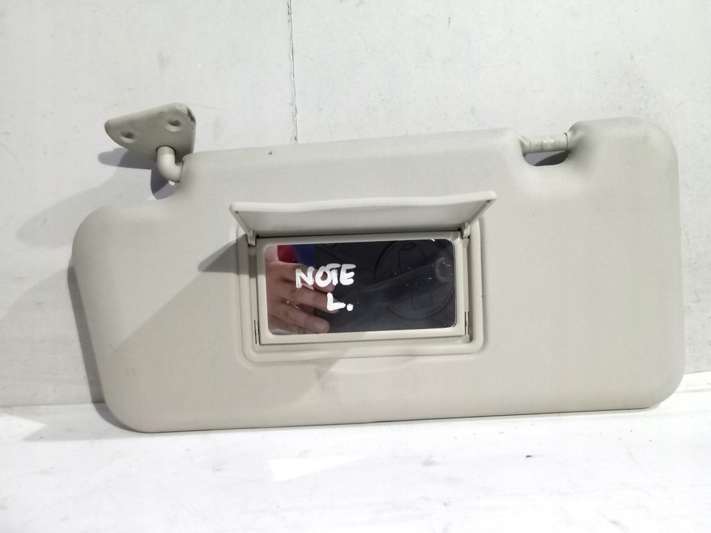 Nissan Note and cover przeciwsloneczna left