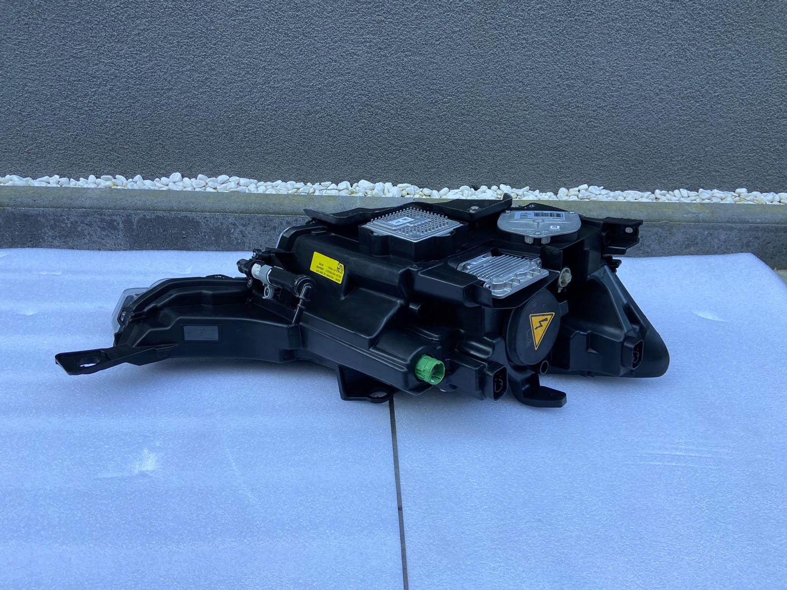light left Maserati Levante Bi Xenon Led positioning Trixenon