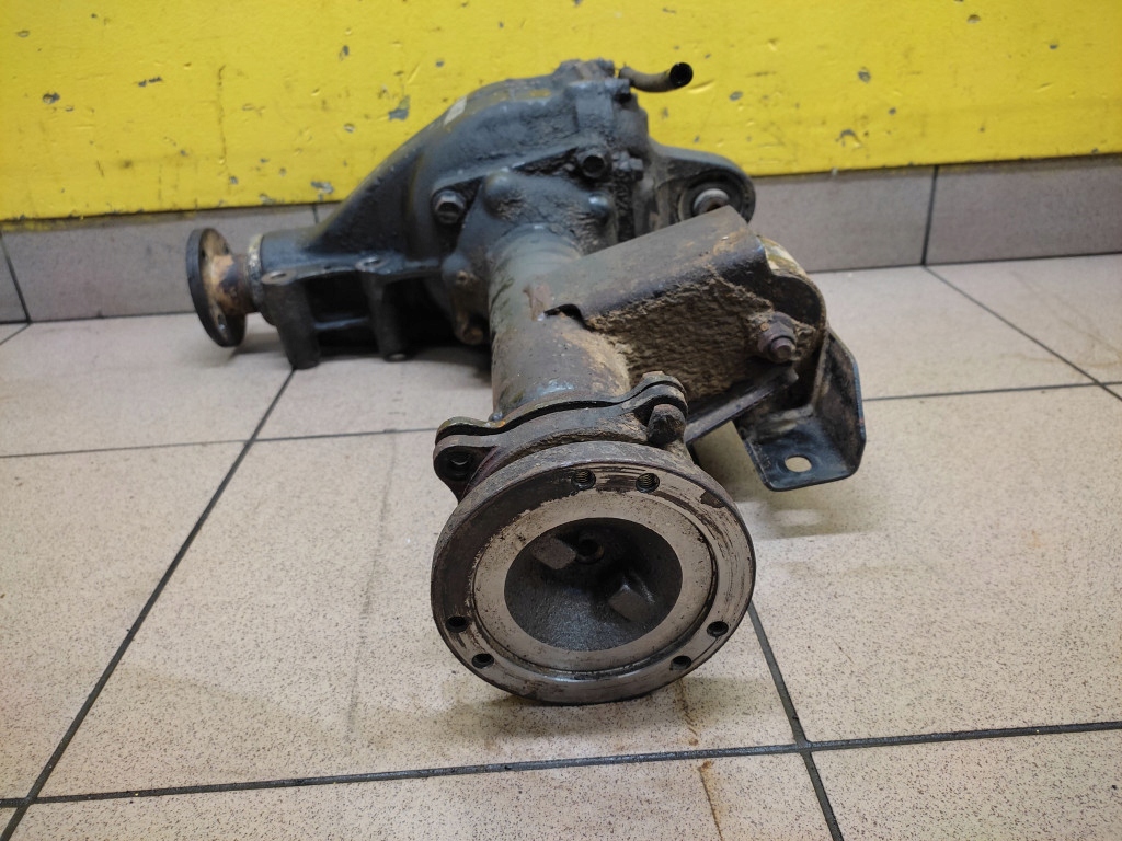 NISSAN TERRANO II 2.7 TD differential front REDUKTOR