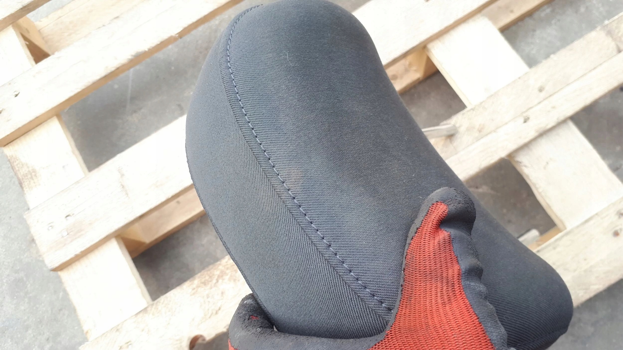 A4 B9 8W rest left front WELUR