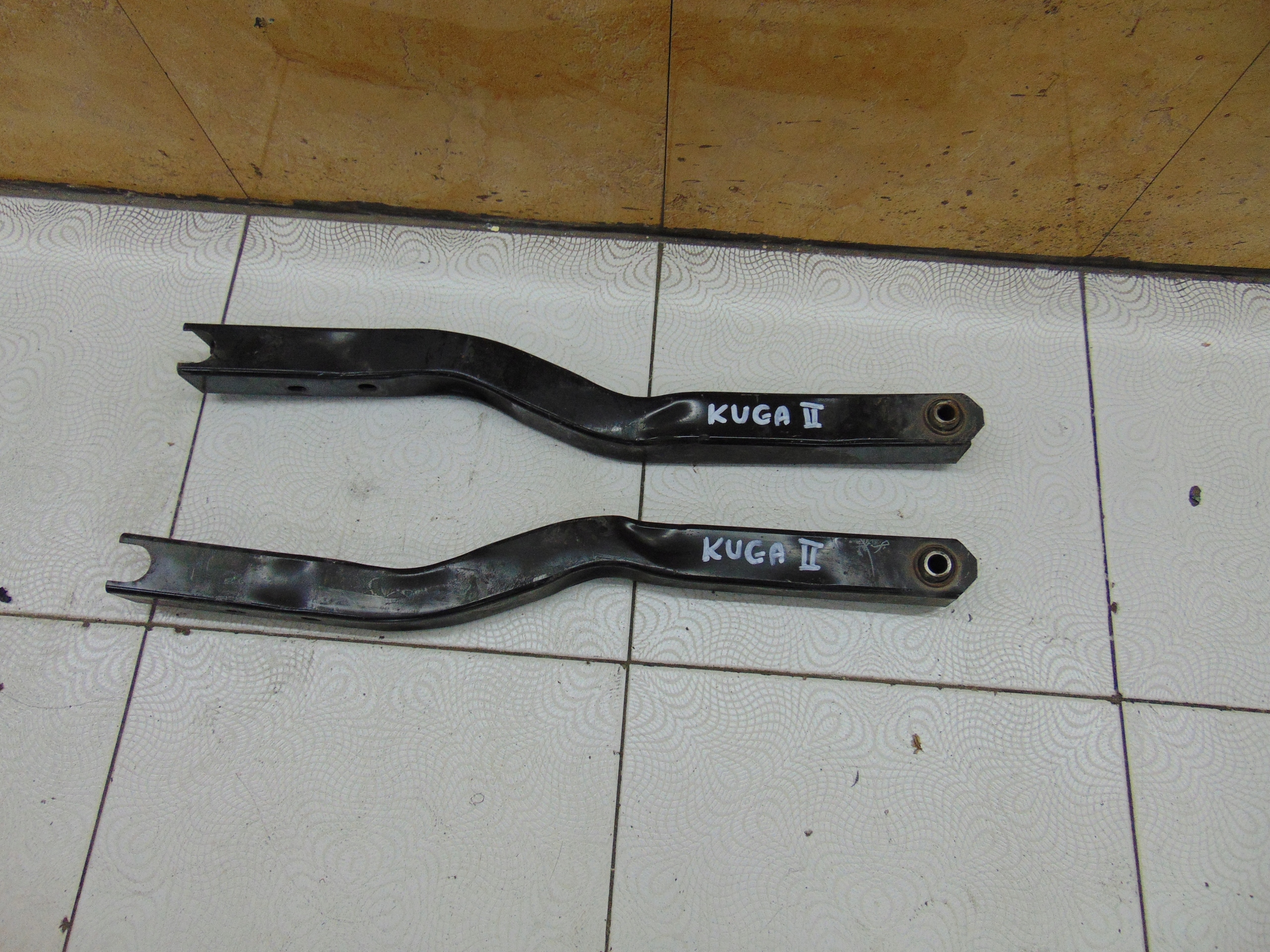 STREFA ZGNIOTU KIEL FORD KUGA MK2 LIFT