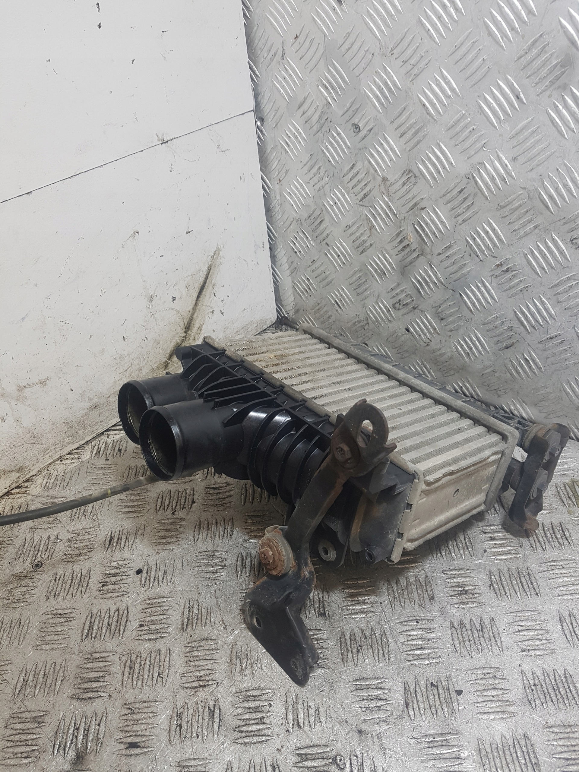 INTERKULER INTERCOOLER TOYOTA AVENSIS T25 873067D