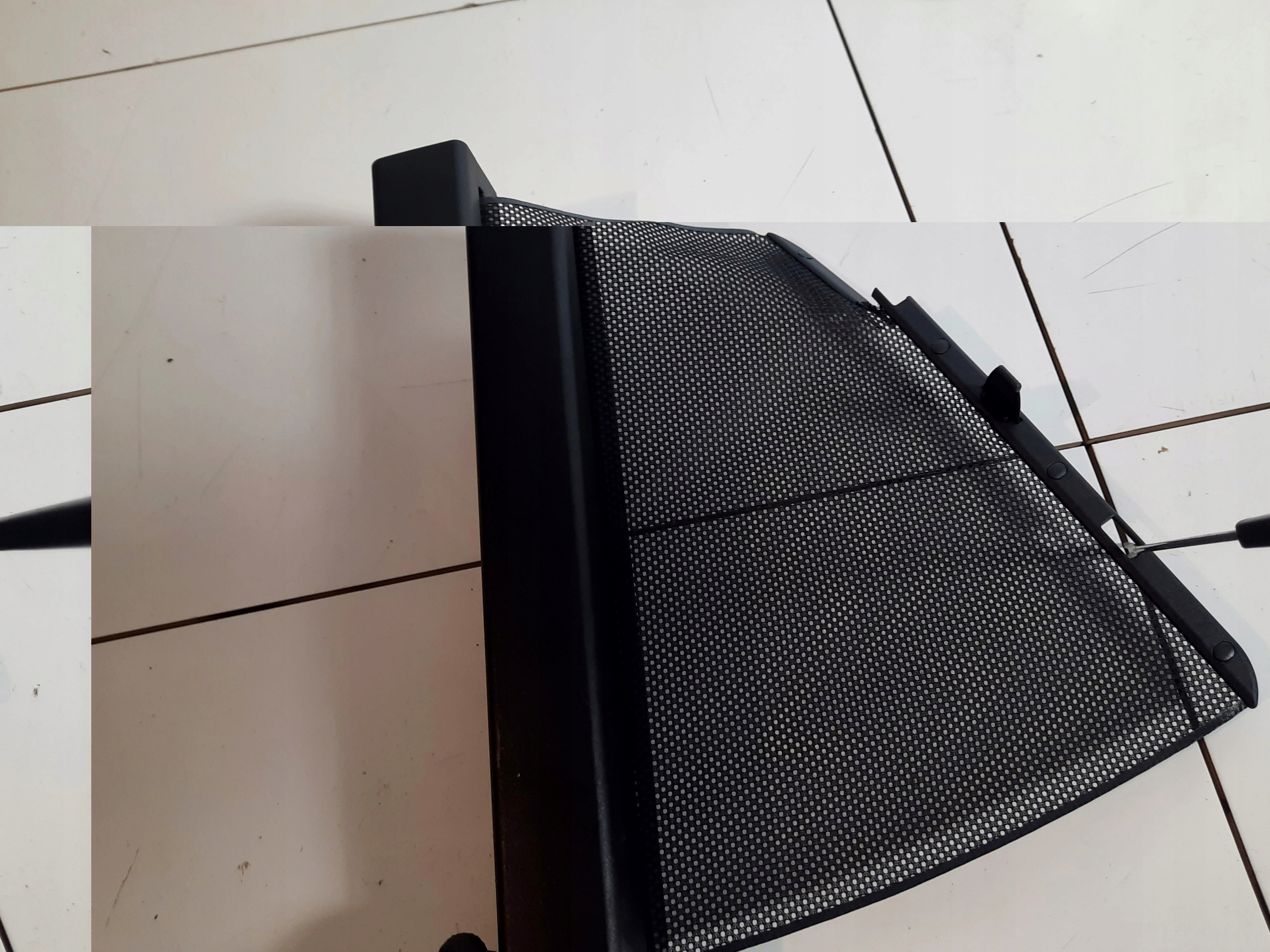 9174170 - Сонцезахисна шторка правої двері зд BMW F11