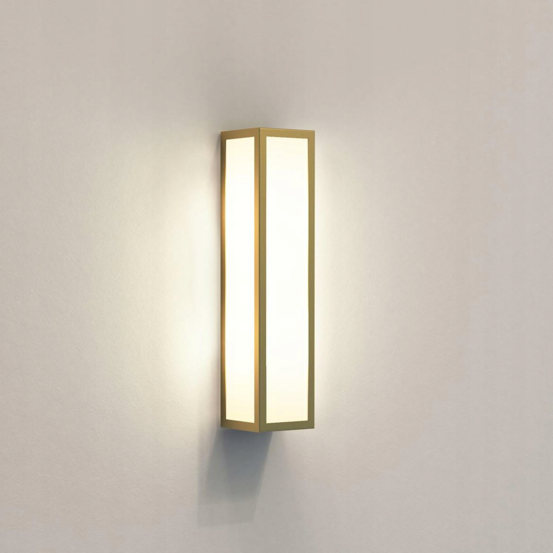 Nástenné svietidlo Astro Salerno mosadz 2xE14 IP44 moderný design