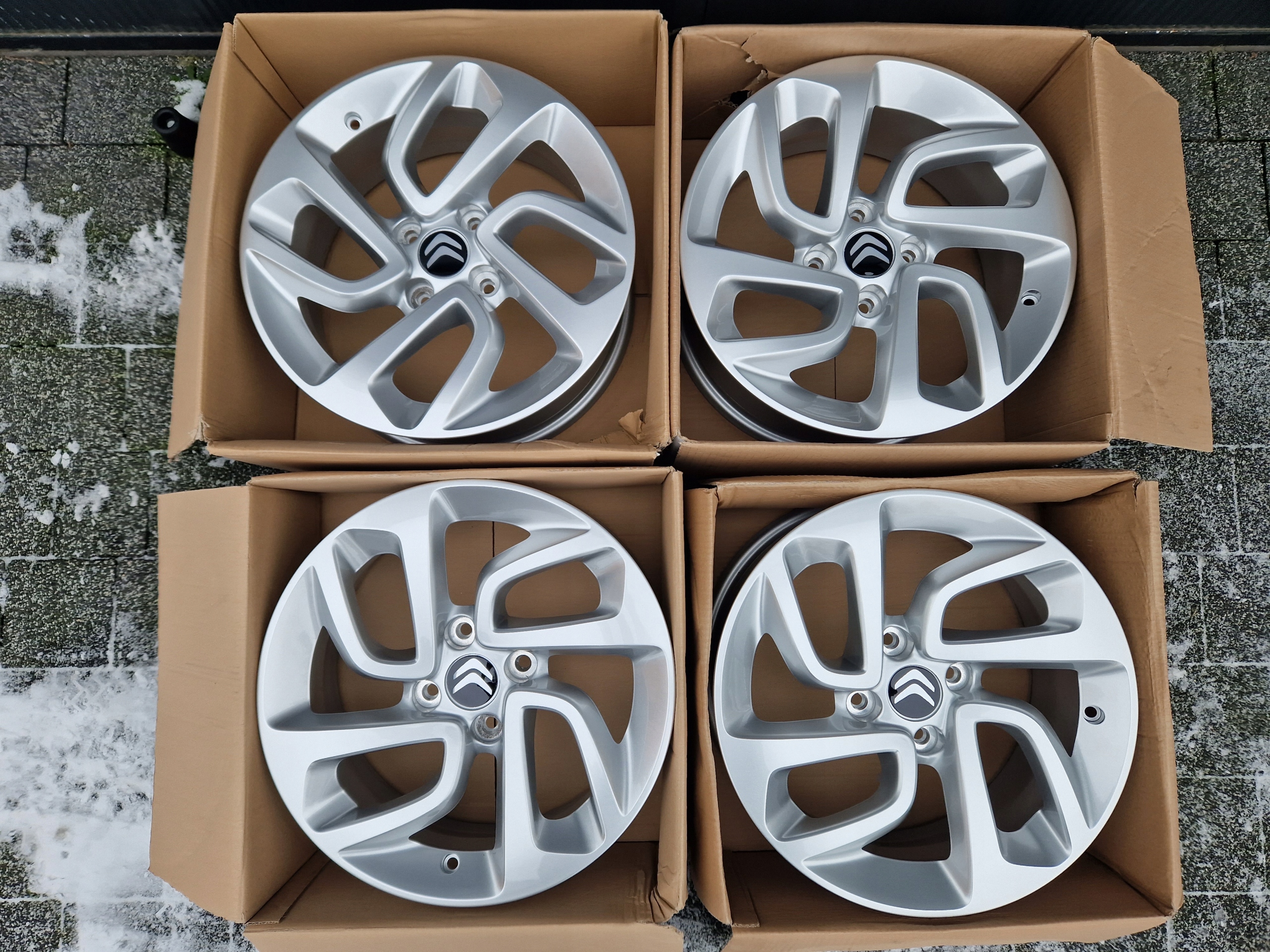 Felgi 16 4x108 CITROEN C2 C3 C4 C-Elysee CQuatre Aircross Berlingo DS3 Model CIT16OP6.5et20
