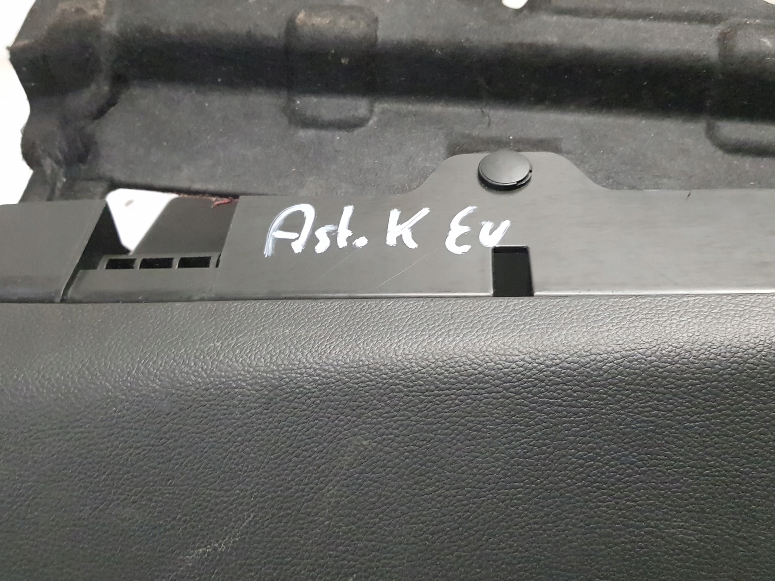 плит CD бардачок opel ASTRA K