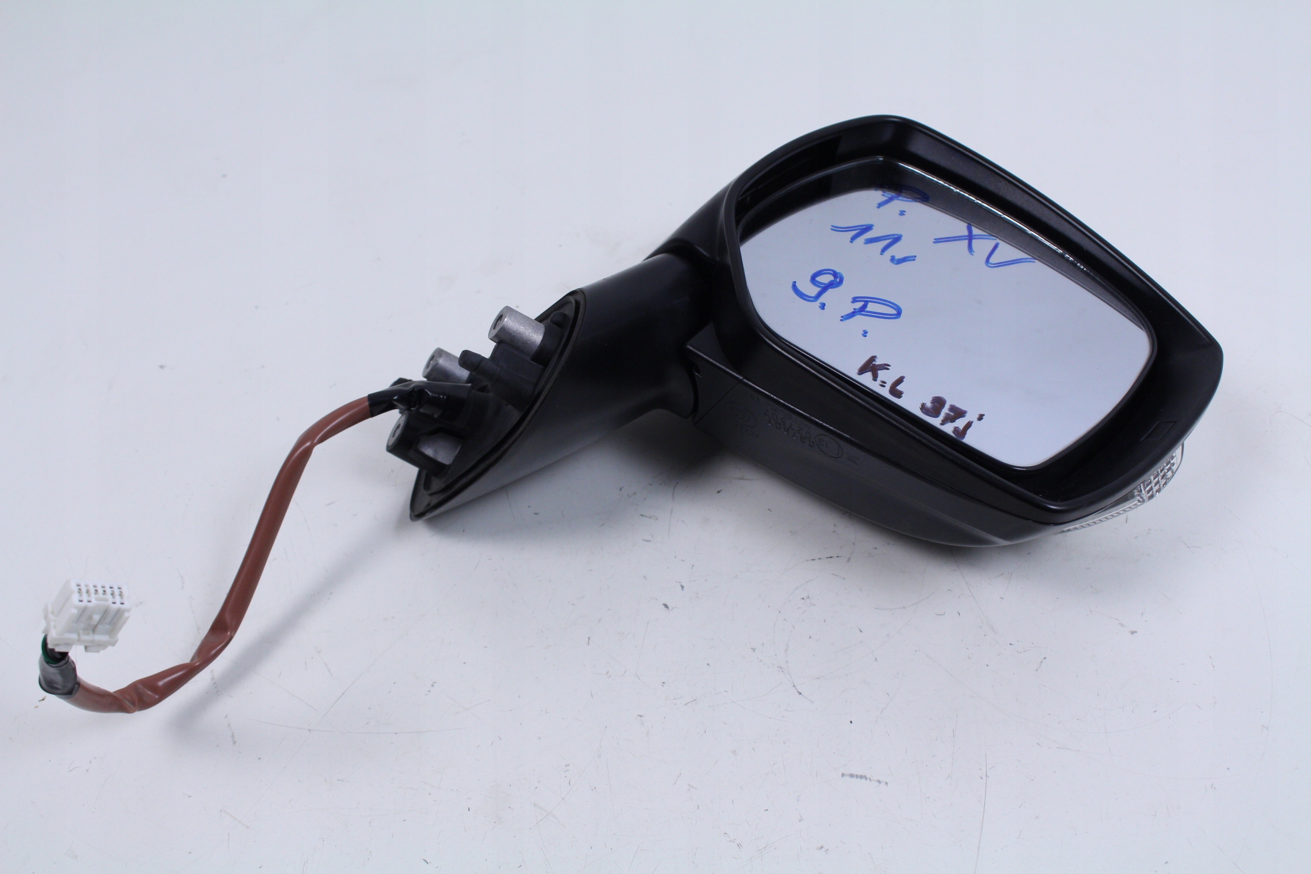 LUSTERKO PRAWE 9PIN SUBARU XV 11r. KL. 37J Strona zabudowy prawa