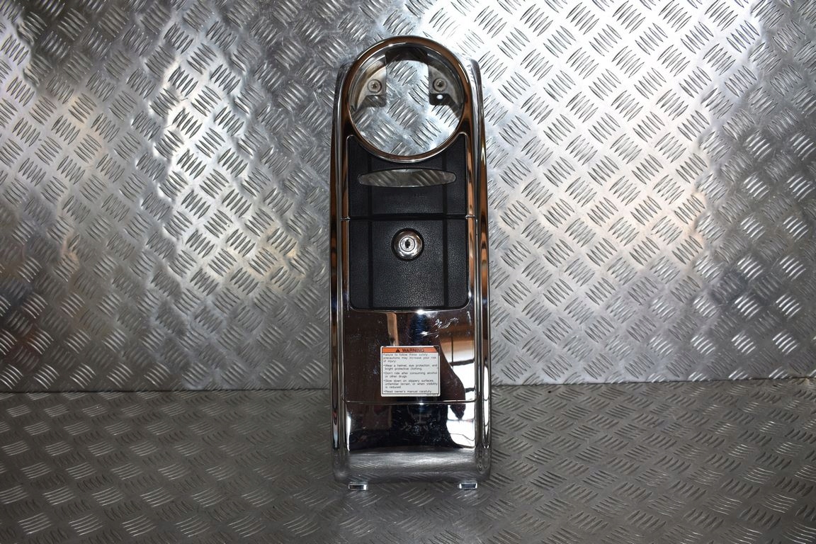 Obudowa licznika konsola VL 1500 BOULEVARD C90 05