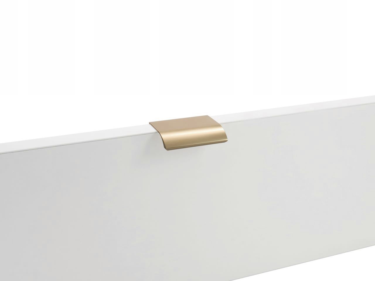 

Uchwyt Złoty Matowy U4002 Nakładany 32 50 MM