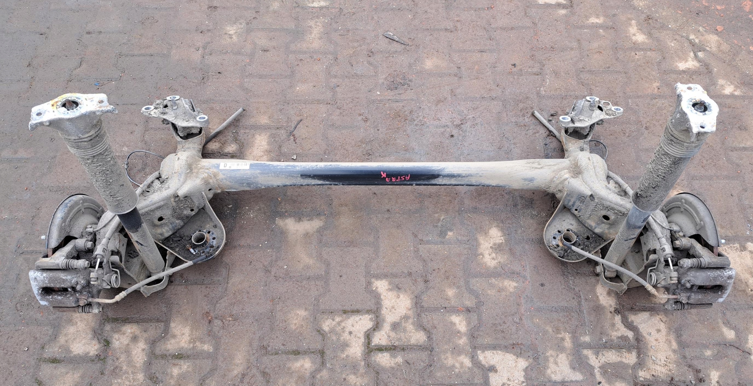 OPEL ASTRA K V HB 5D BELKA OŚ TYŁ TYLNA KOMPLETNA #