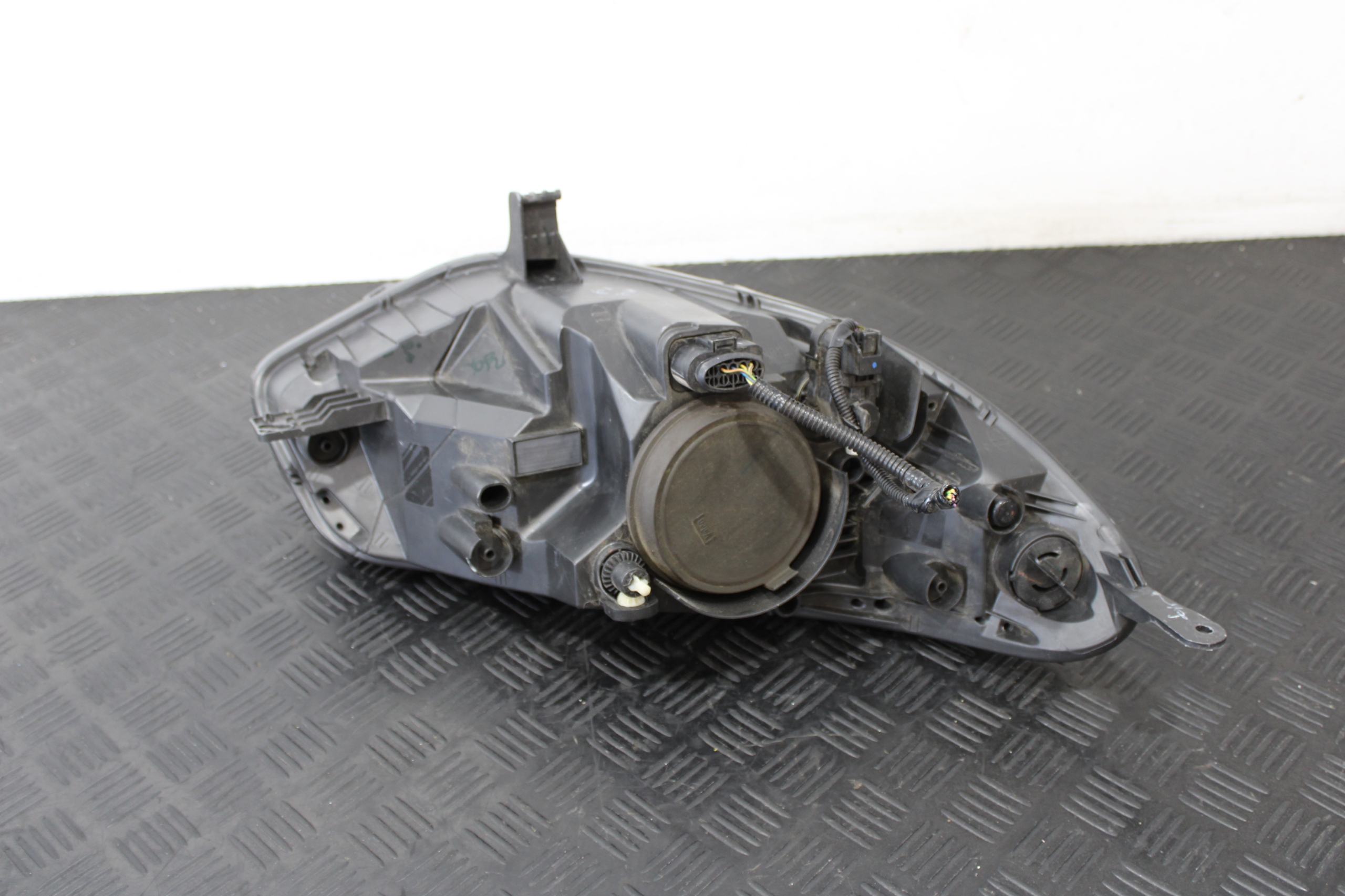 light left front CN1513W030BG FORD ECOSPORT II MK2 FL