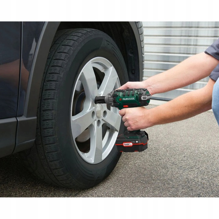 AKUMULATOROWY KLUCZ udarowy do kół MOCNY PARKSIDE 4ah + ład zestaw z aku Rozmiar trzpienia 1/2''