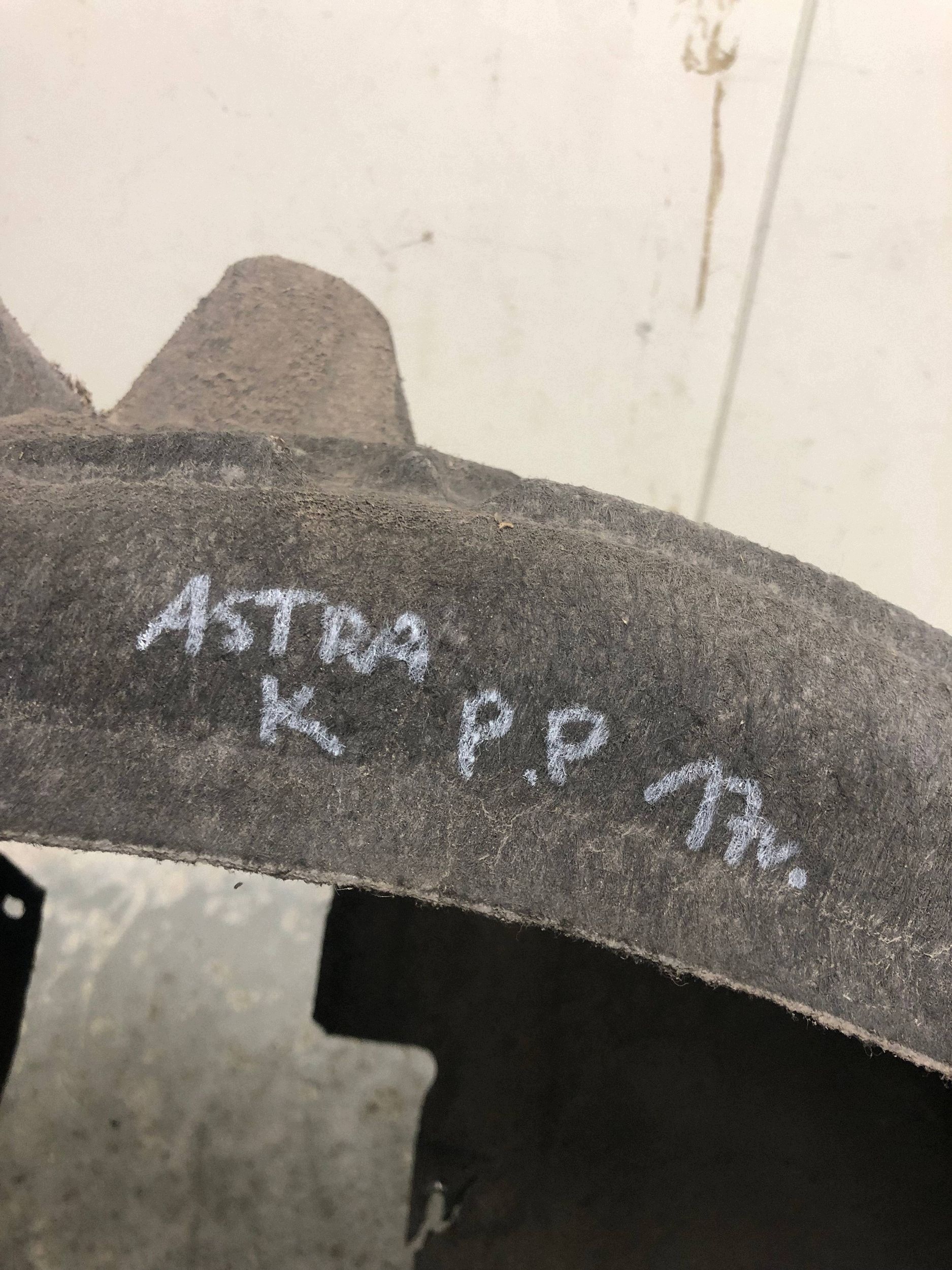 mudguard right front OPEL ASTRA K KOMBI