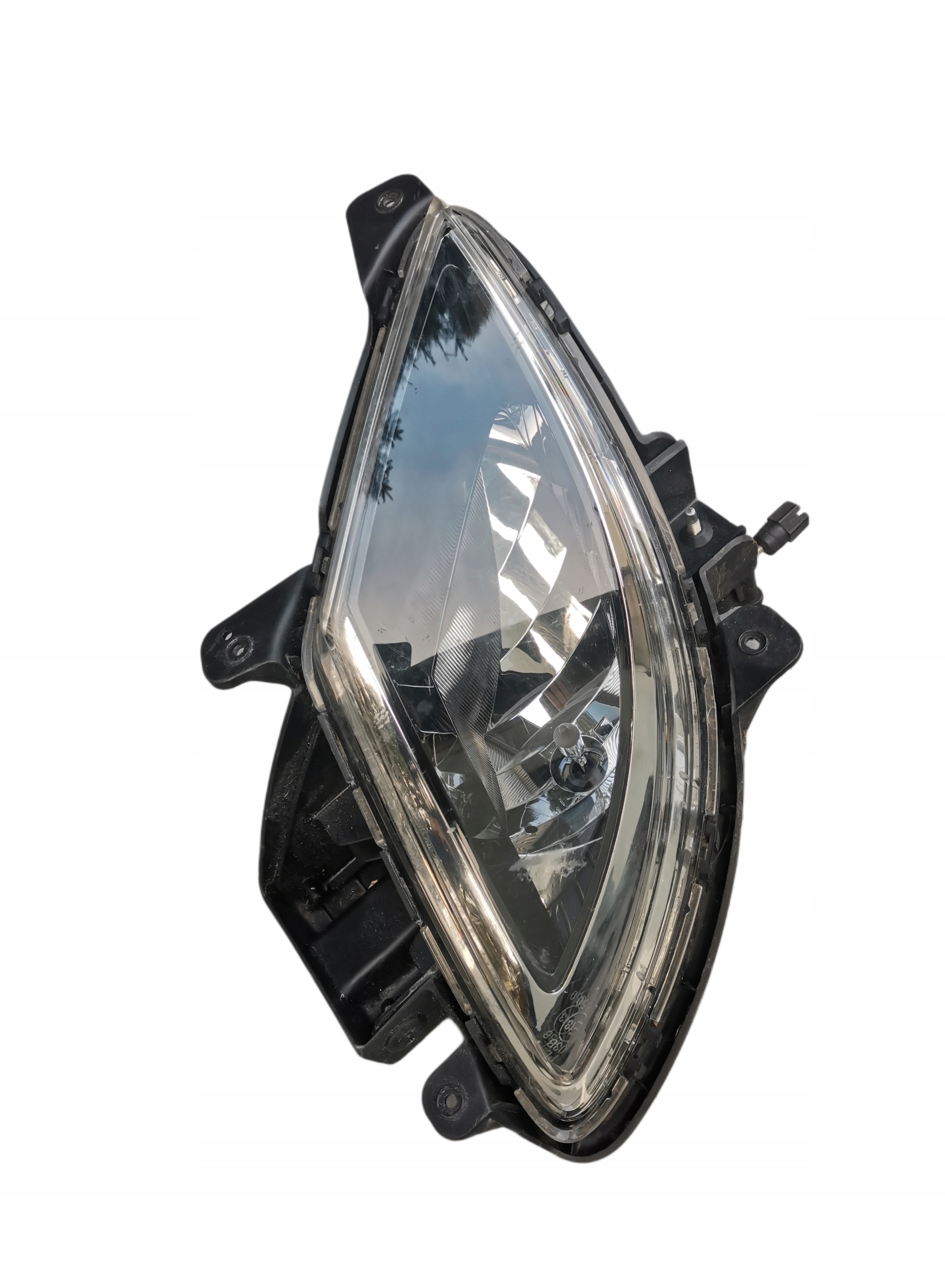 HYUNDAI IX20 IX-20 halogen prawy na 1 żarówkę 92202-1K100