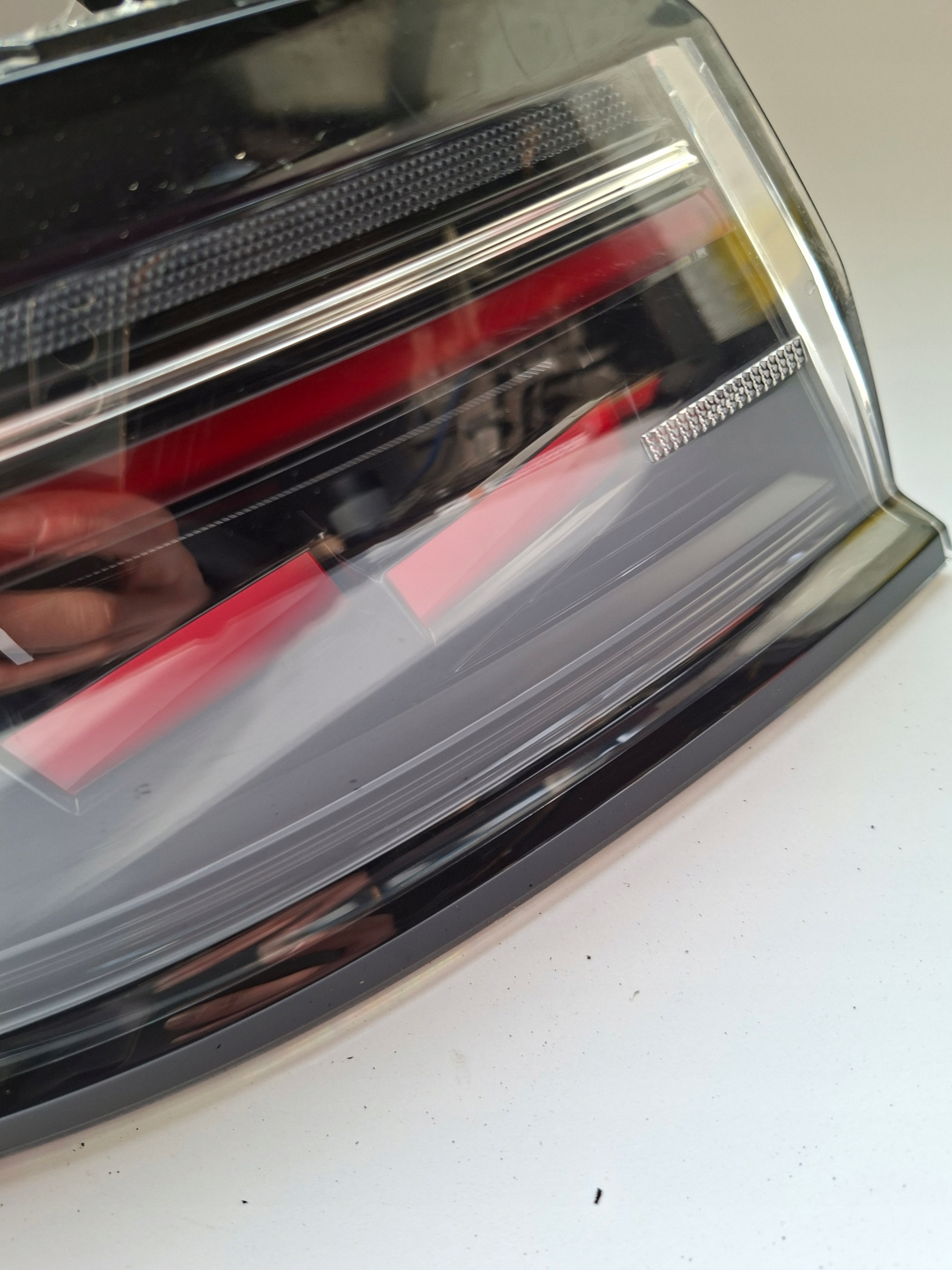 light rear part left VW ARTEON LED 82080106