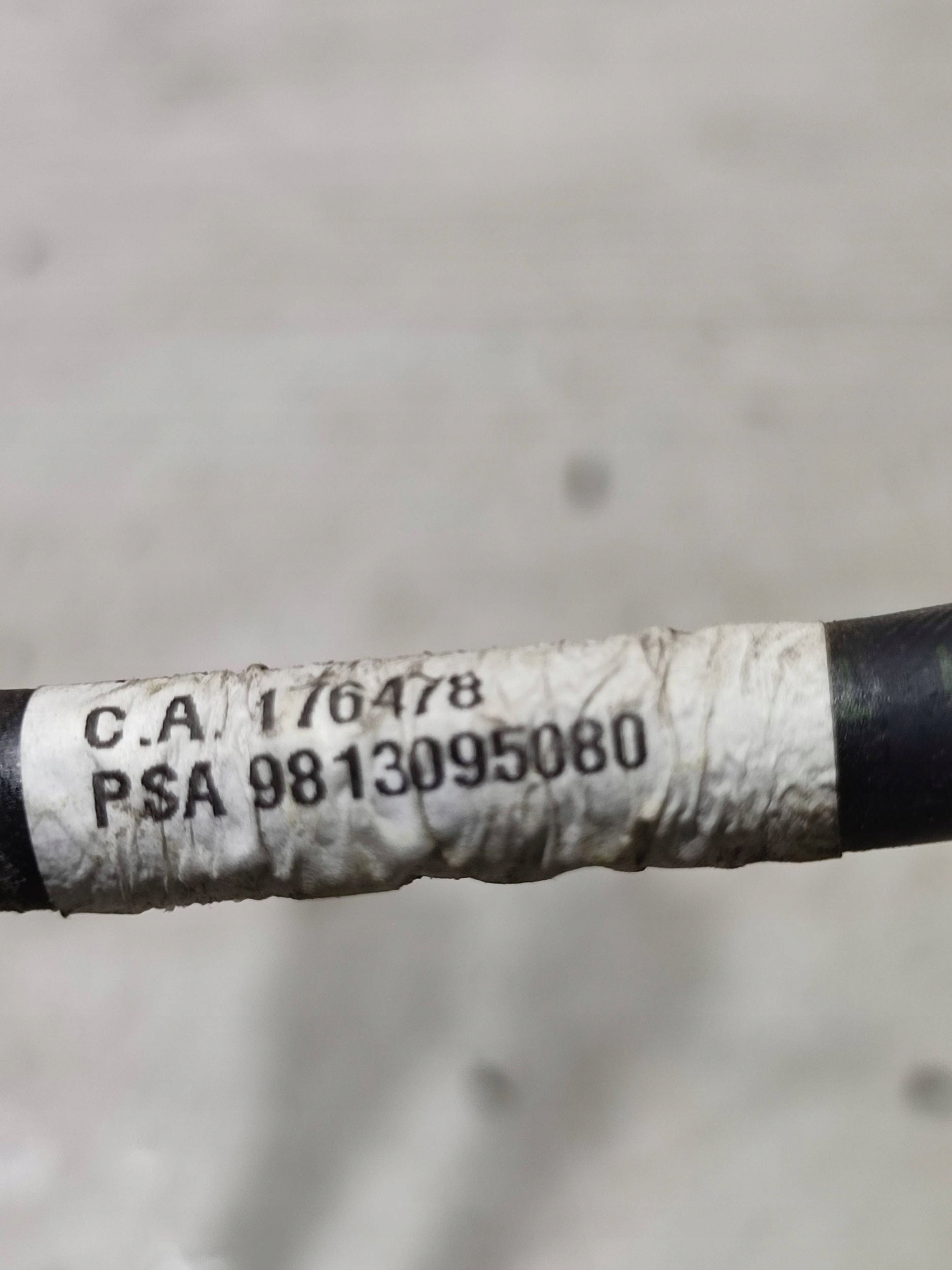 Peugeot 308 2019 wiring / hose vacual