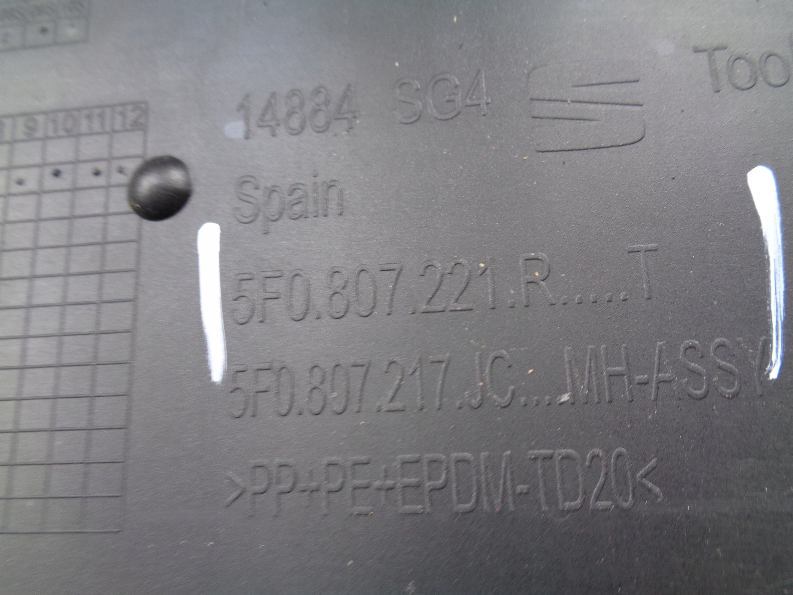 front bumper SEAT LEON III 3 5F 5F0 17- LIFT NR 43504