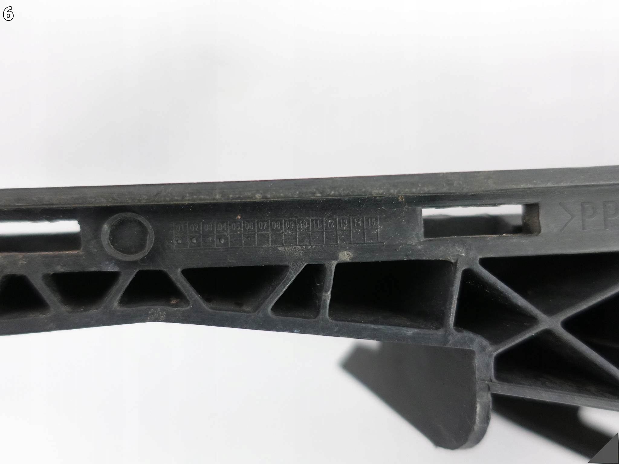 MERCEDES E-KLASA W212 S212 09-12 AVANTGARDE AMG support W bumper front right