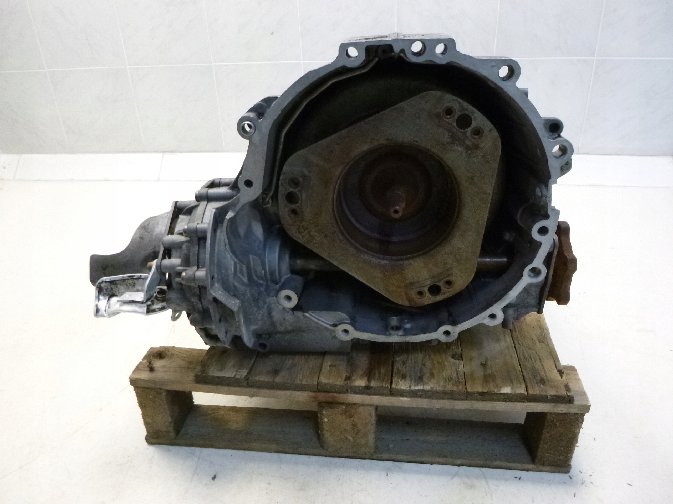 AUDI A8 D3 4.0D GETRIEBE SPRZEGL 6HP-26A-61
