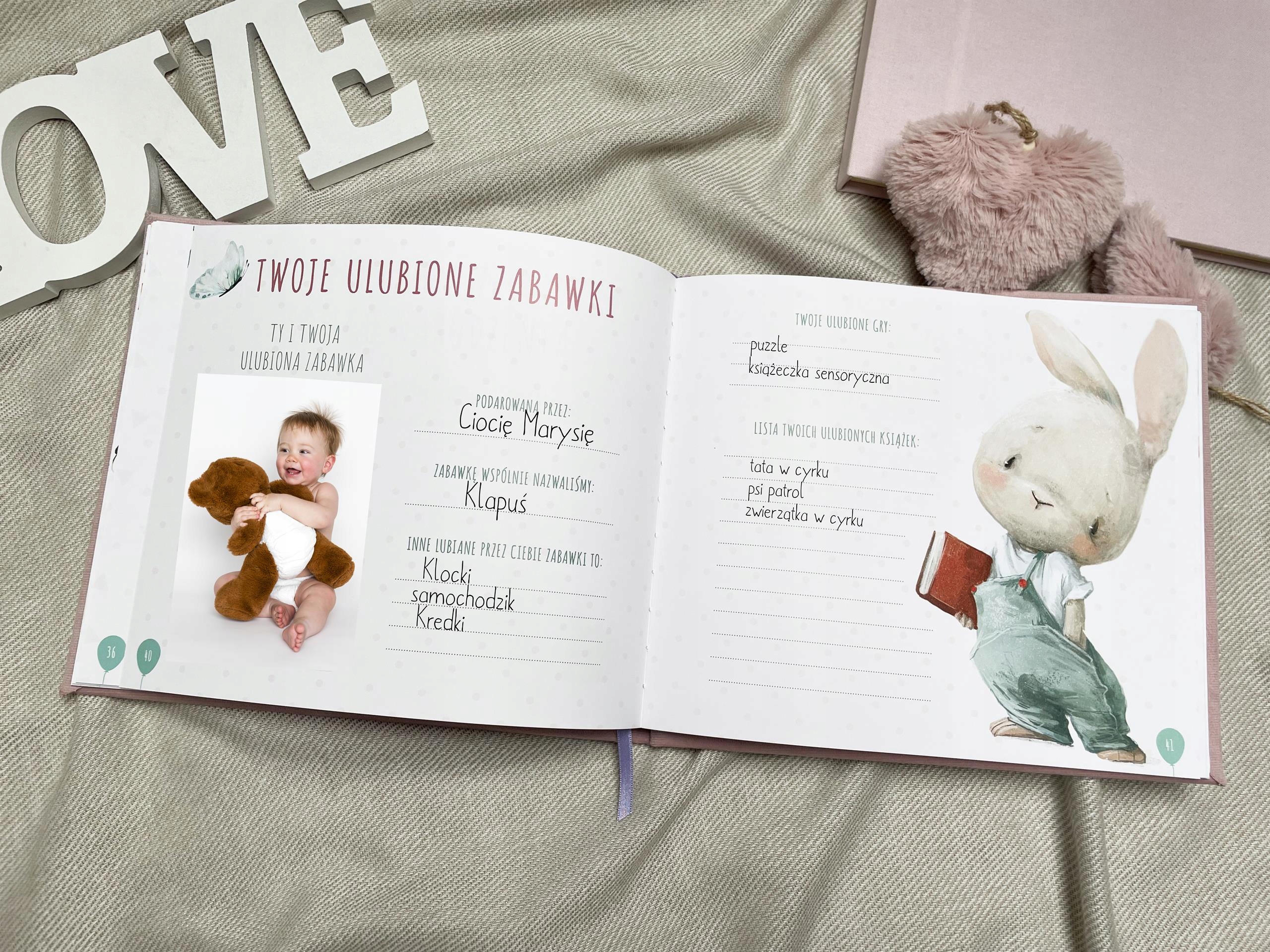 Album-Pamiętnik dziecka. Welurowa okładka z personalizacją i metryczką Tytuł Album maluszka