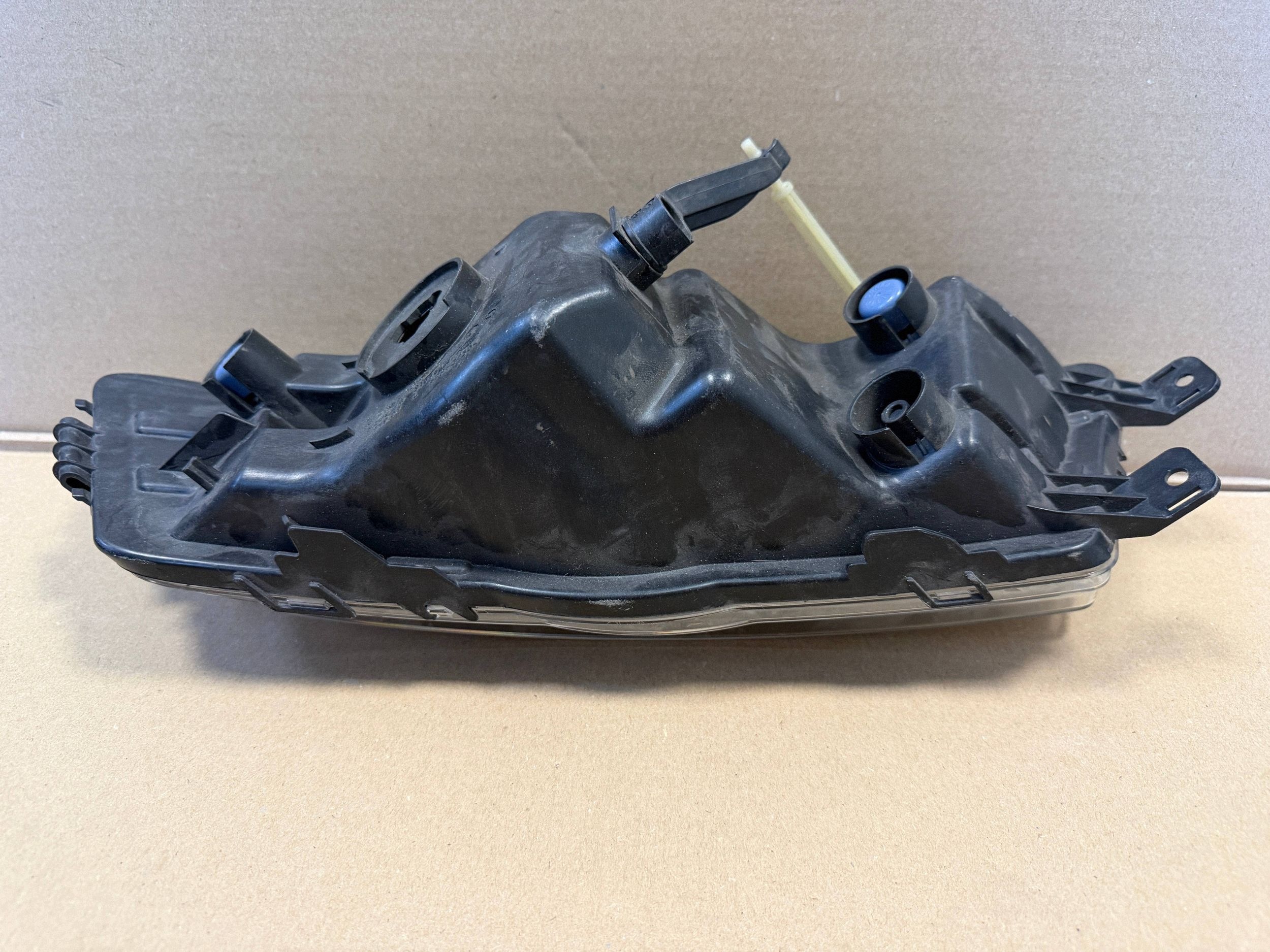 SKODA RAPID 5JA fog light left front 5JA941699