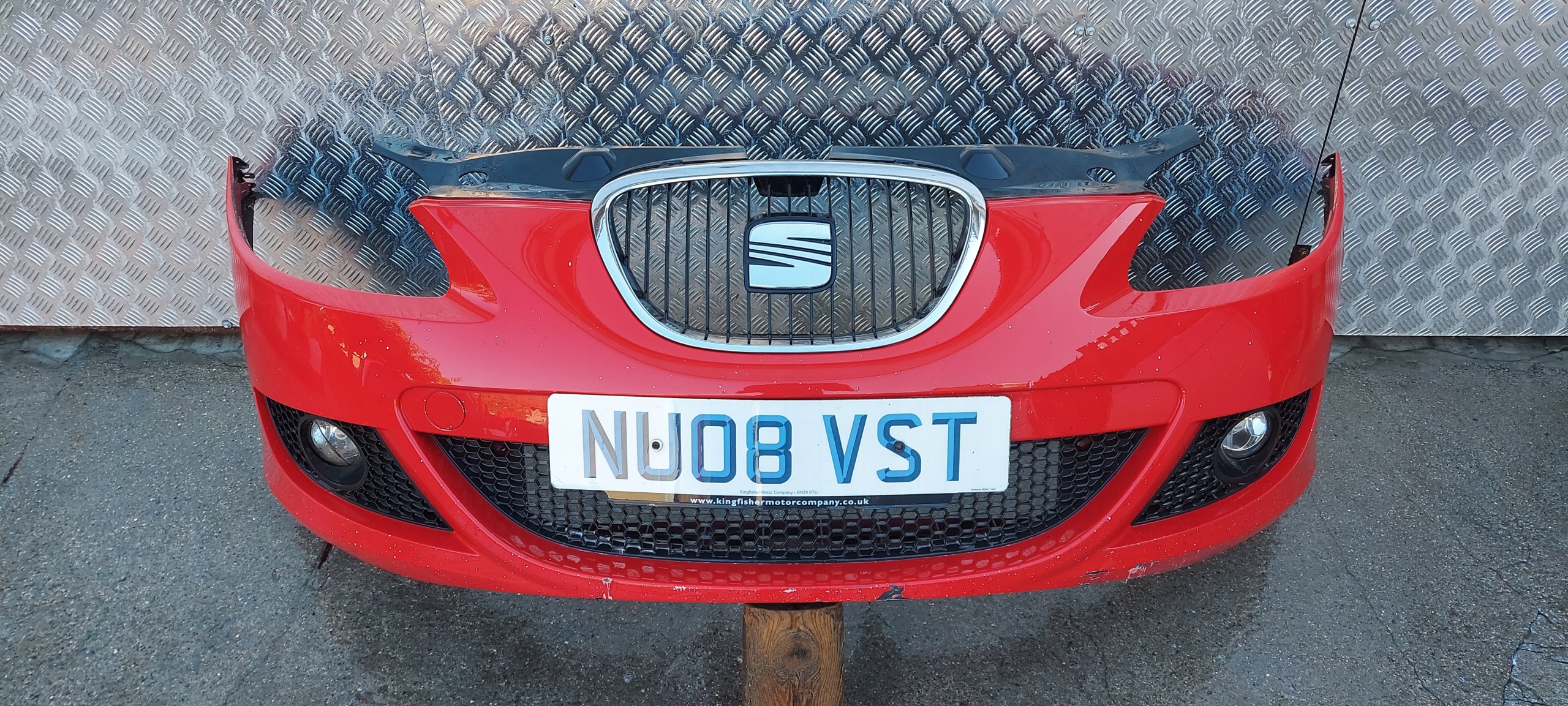 bumper front SEAT LEON 05-09 LAK: LS3H