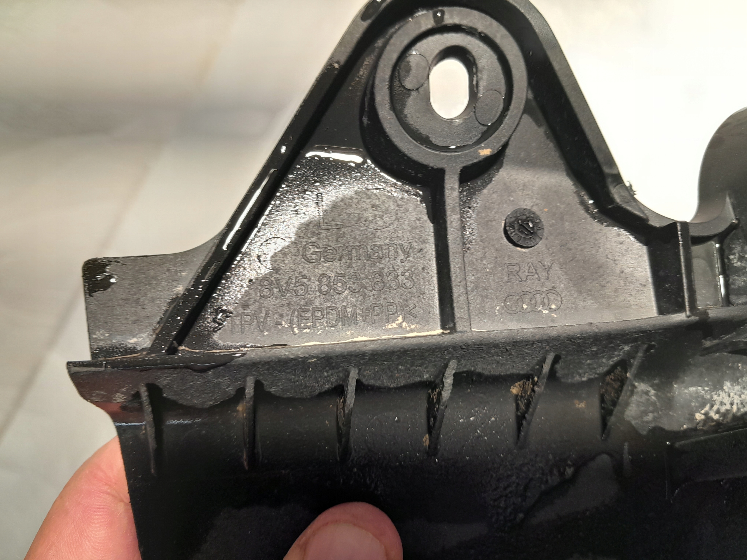 AUDI S3 8V LIFT copertura GREMBIALINA parafango paraspruzzo - 8V5853833