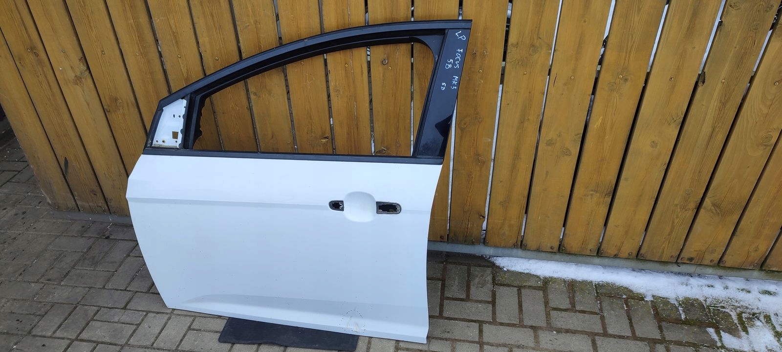 door front front left Ford Focus MK3 HB 5D 5B