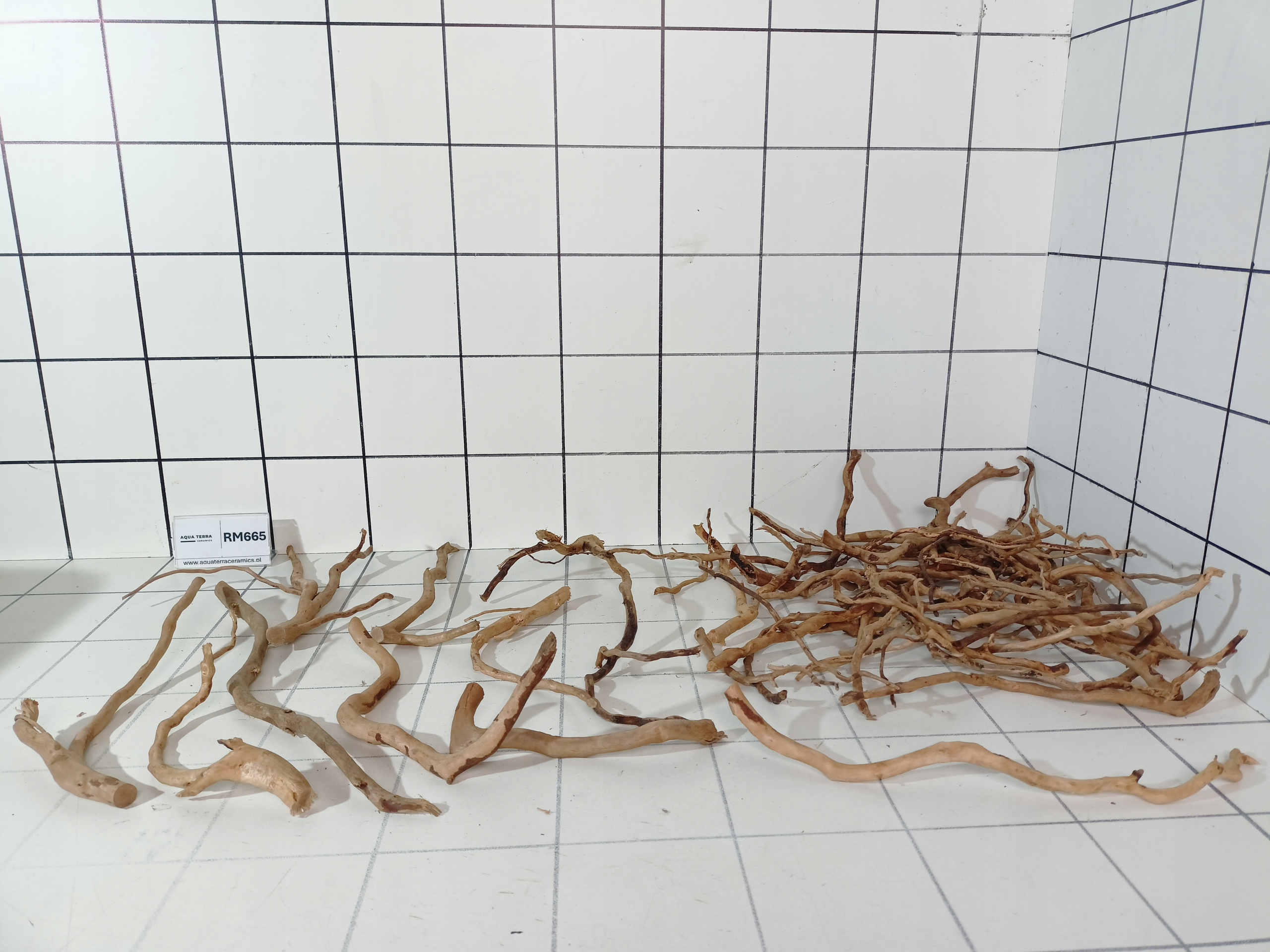 Korzeń Gałązki Red Moor RM665 Dekoracja 500G Zestaw Do Akwarium Terrarium