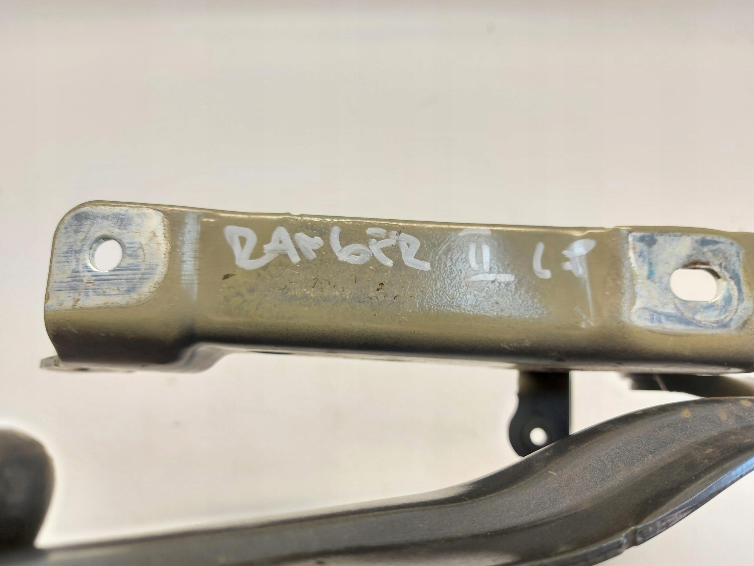 Ford Ranger X 6 VI 2024r hinge bonnets left