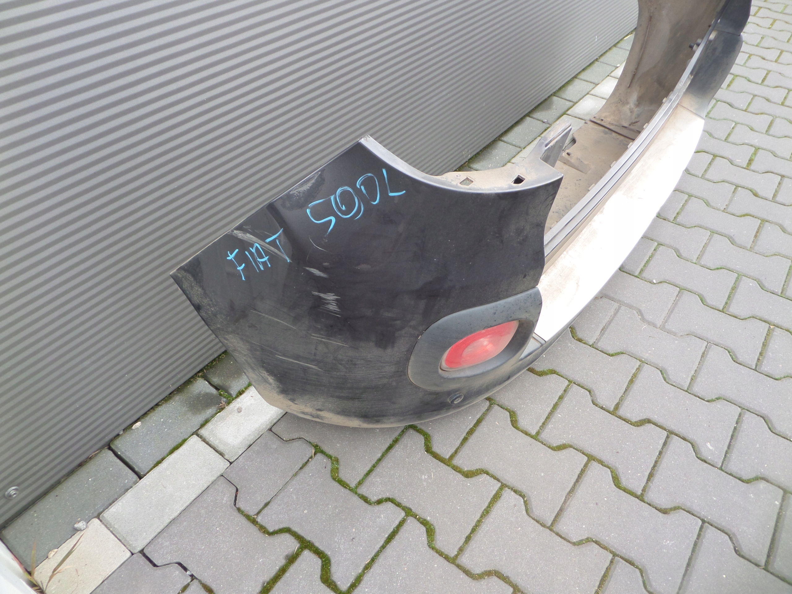 FIAT 500L 12-17 Stoßstange heck + PDC Farbe 609/B