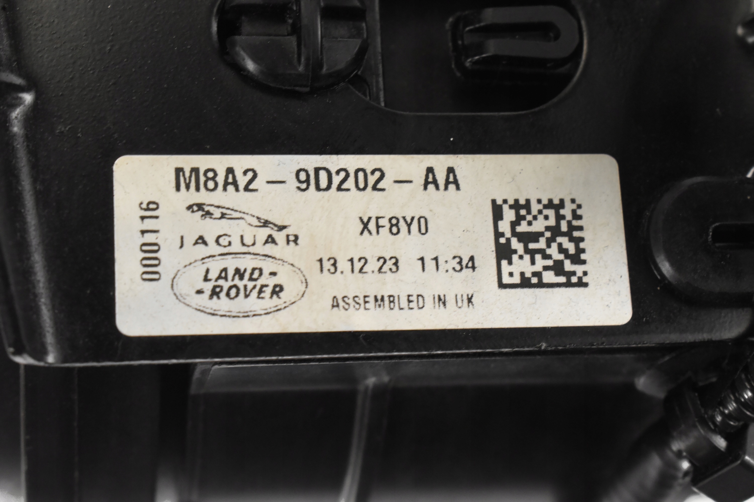 Корпус топливного фильтра M8A2-9B072-AC Range Rover Velar L560 jaguar