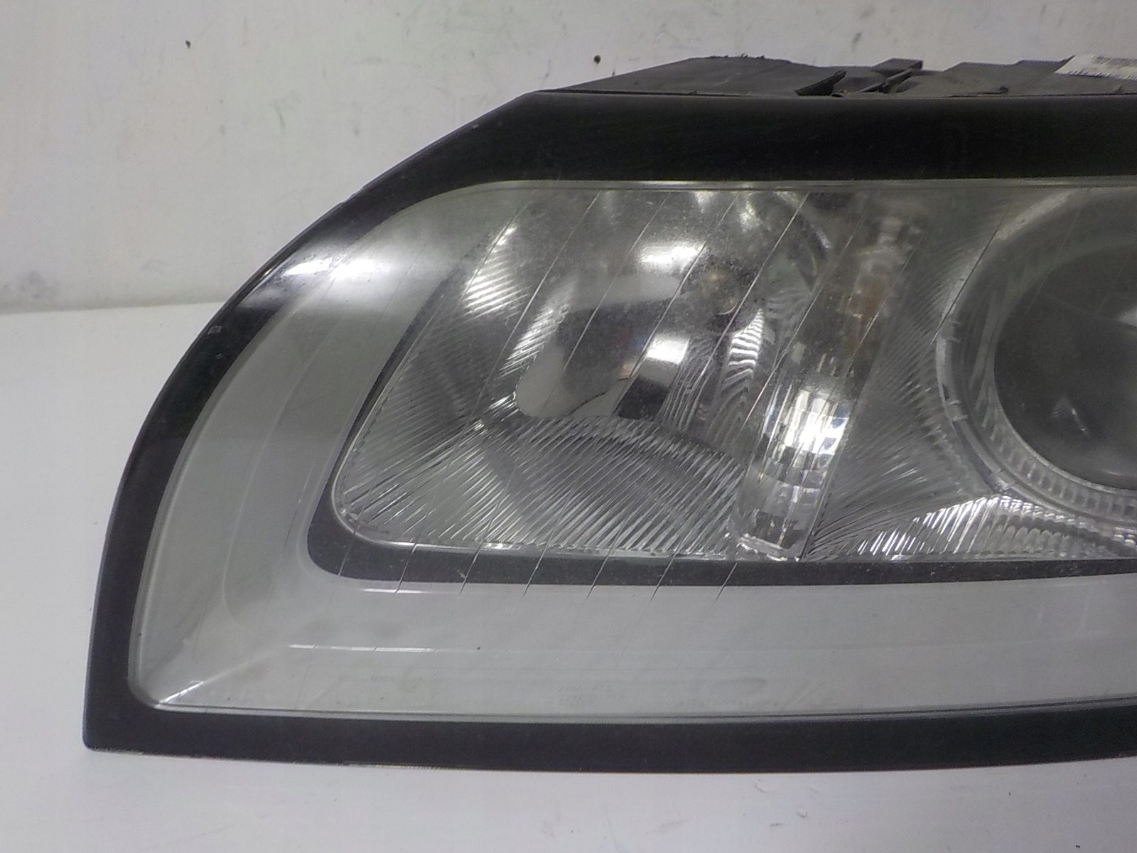 VOLVO V50 LIFT light left front front UK 30763039 LH