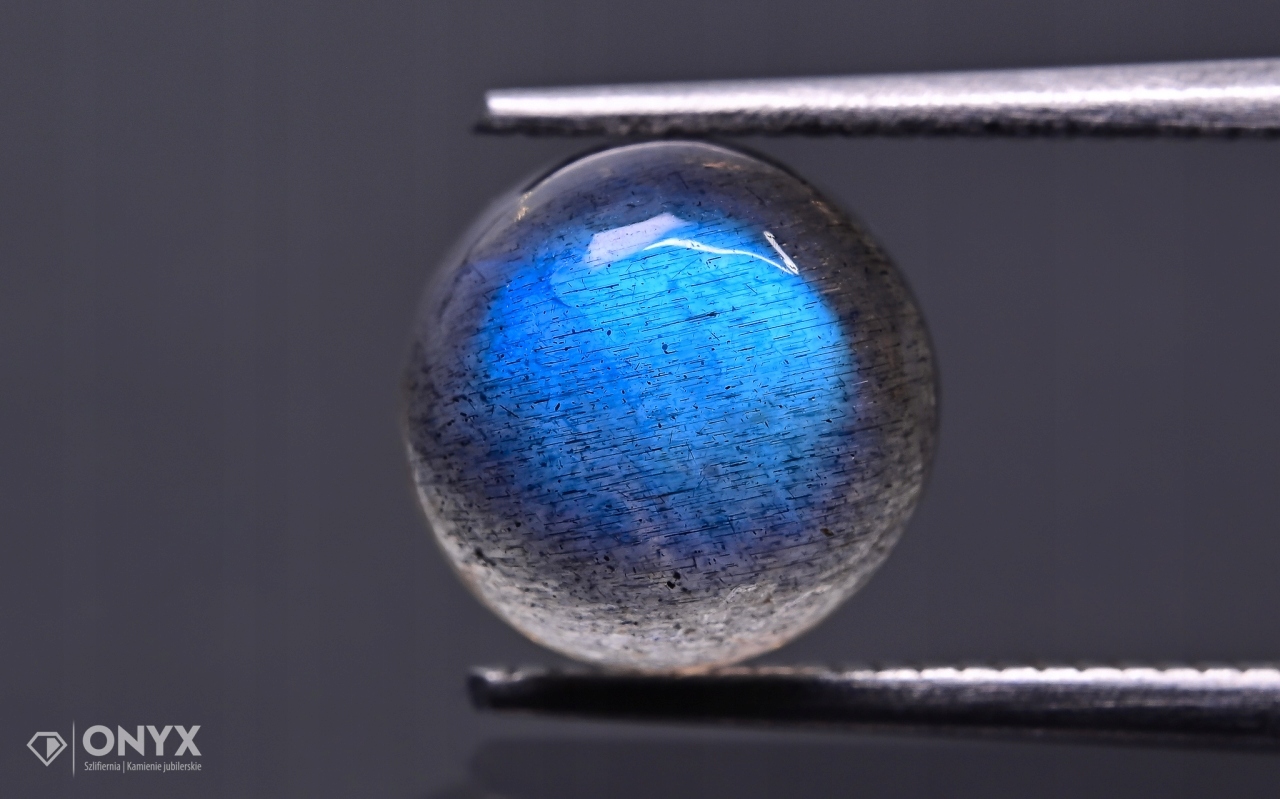 Labradorit kabošon A kulatý fi 8 mm