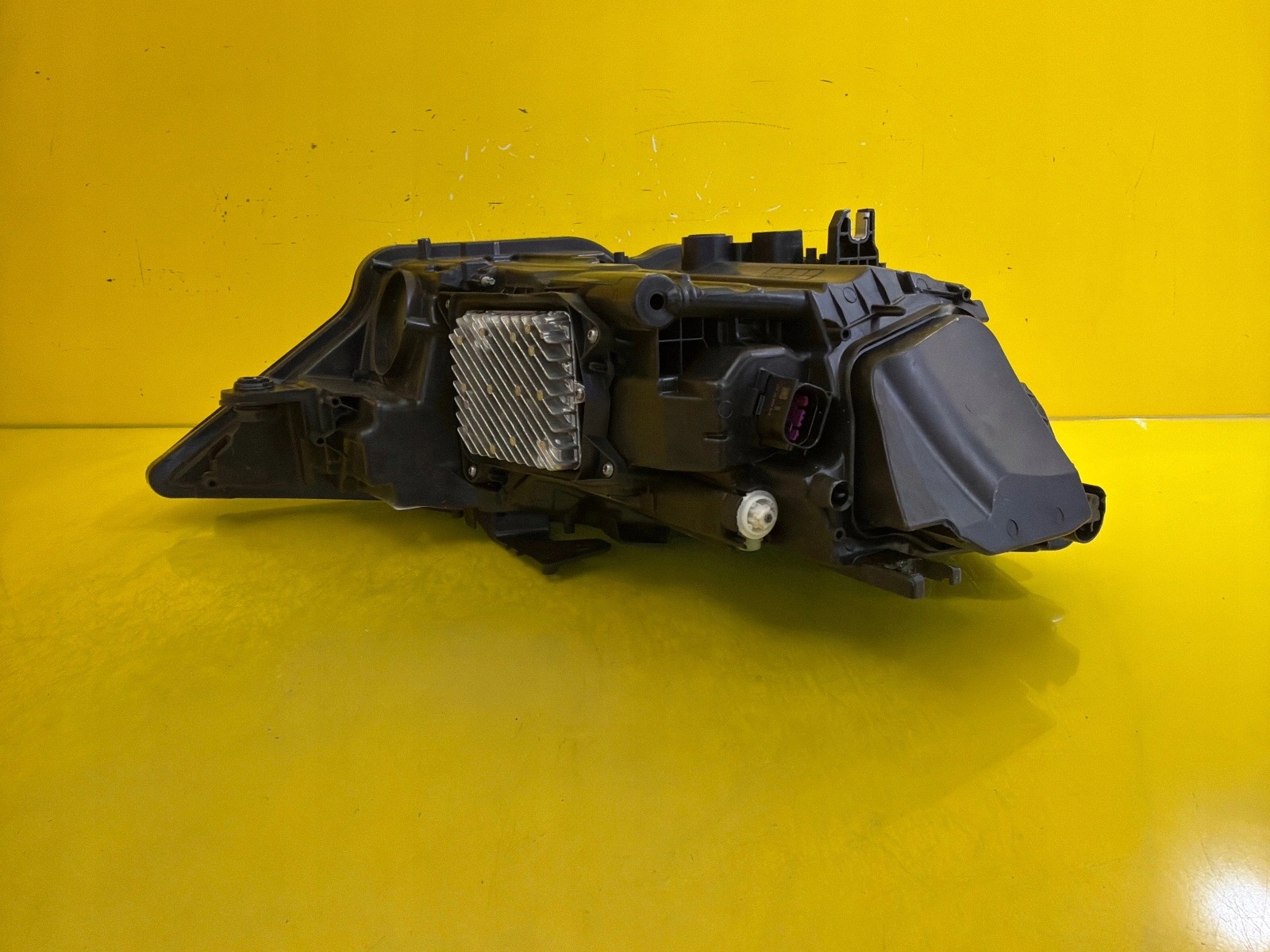 light left Audi A6 C8 4K Full Led 4K0941039E