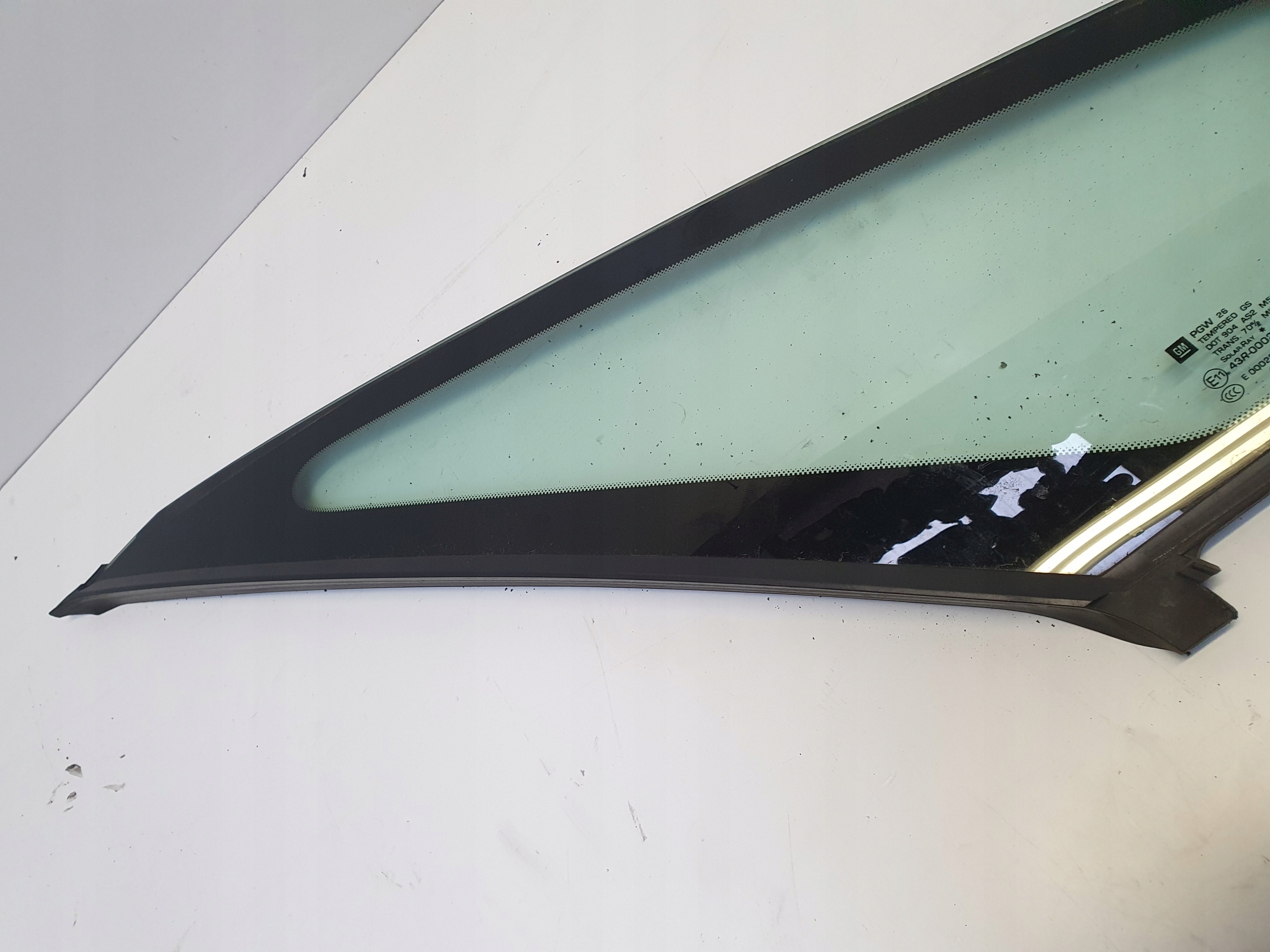 OPEL ZAFIRA C window window right TROJKAT right 12