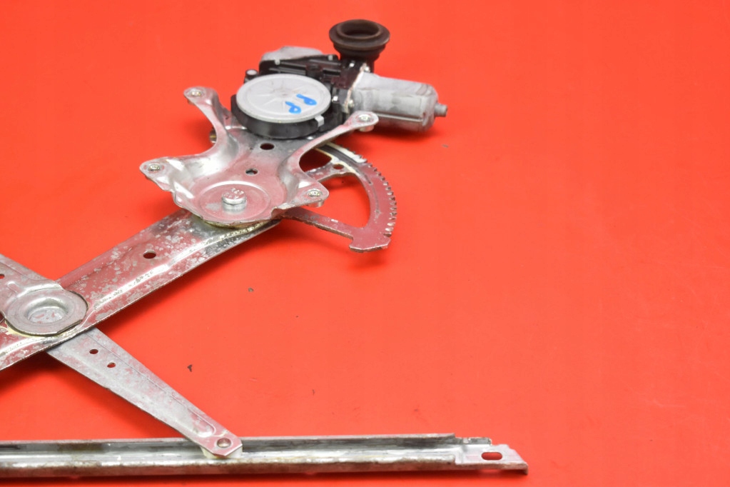 window regulator right front EU 85710-0E040 TOYOTA AVALON XX40 13-18