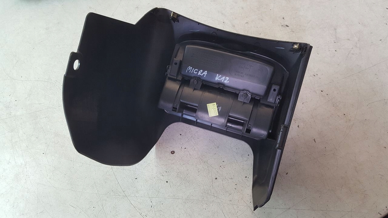 bracket for kubek Nissan Micra K12 1,2