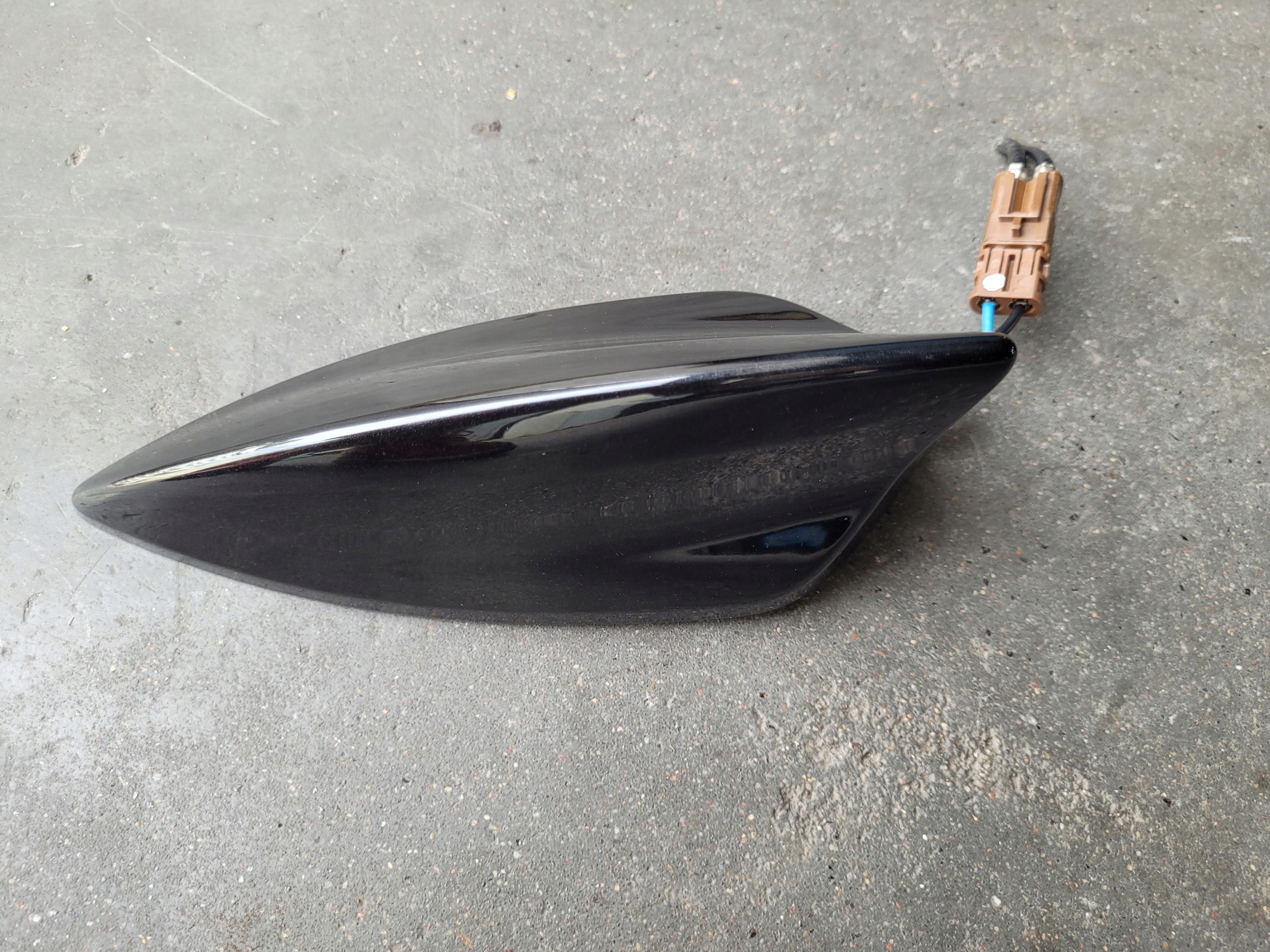 ANTENA dach 39064574 OPEL INSIGNIA B Z22Y