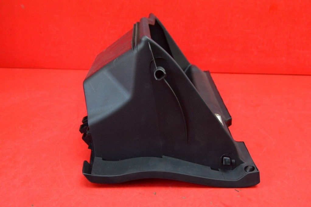 бардачок пассажира европа 55550-02210 TOYOTA COROLLA E15 06-13
