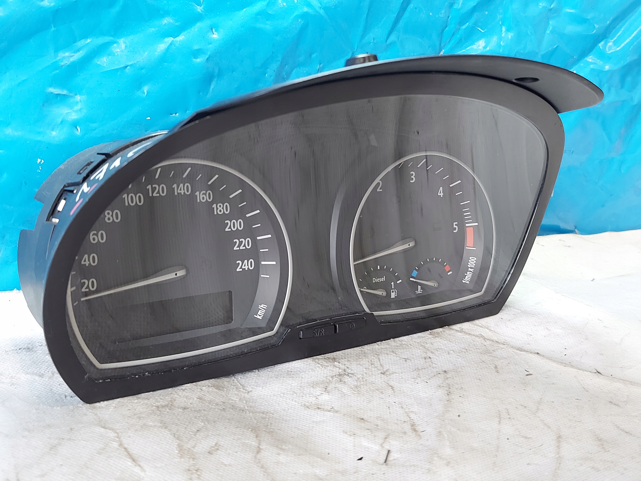 dials clock BMW X3 E83 2.0 D 102464026