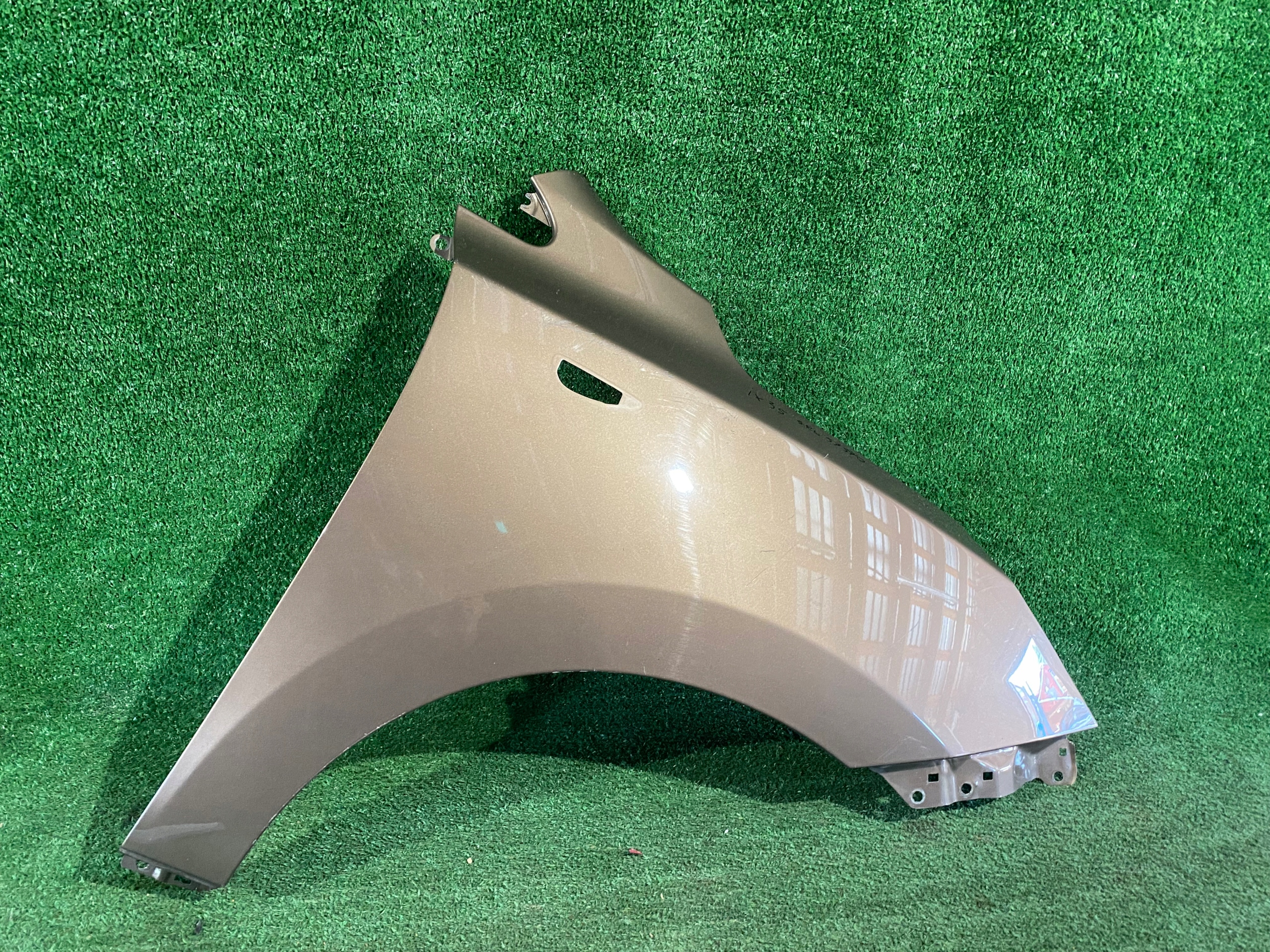 fender right front HYUNDAI IX35