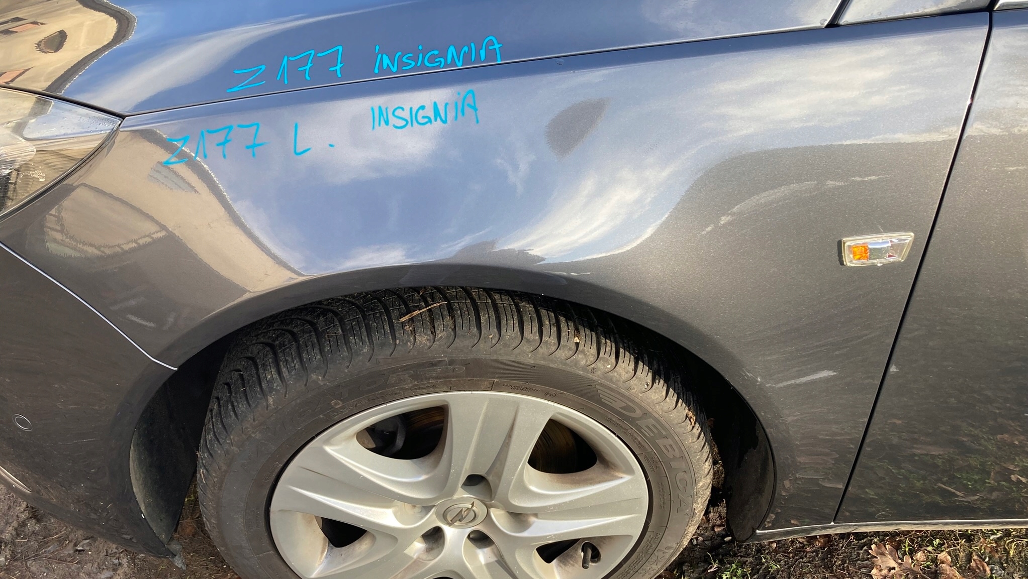 OPEL INSIGNIA 09R fender left front Z177